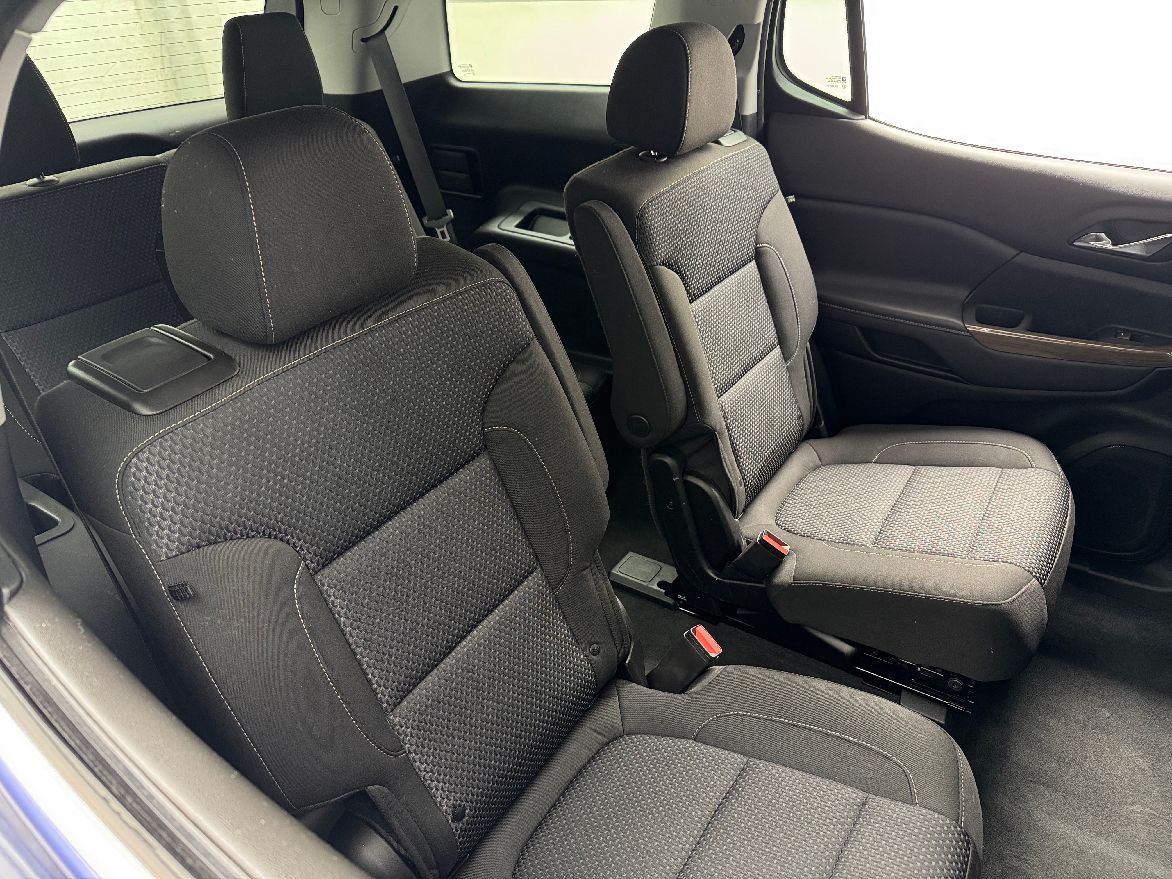 2023 GMC Acadia SLE 6