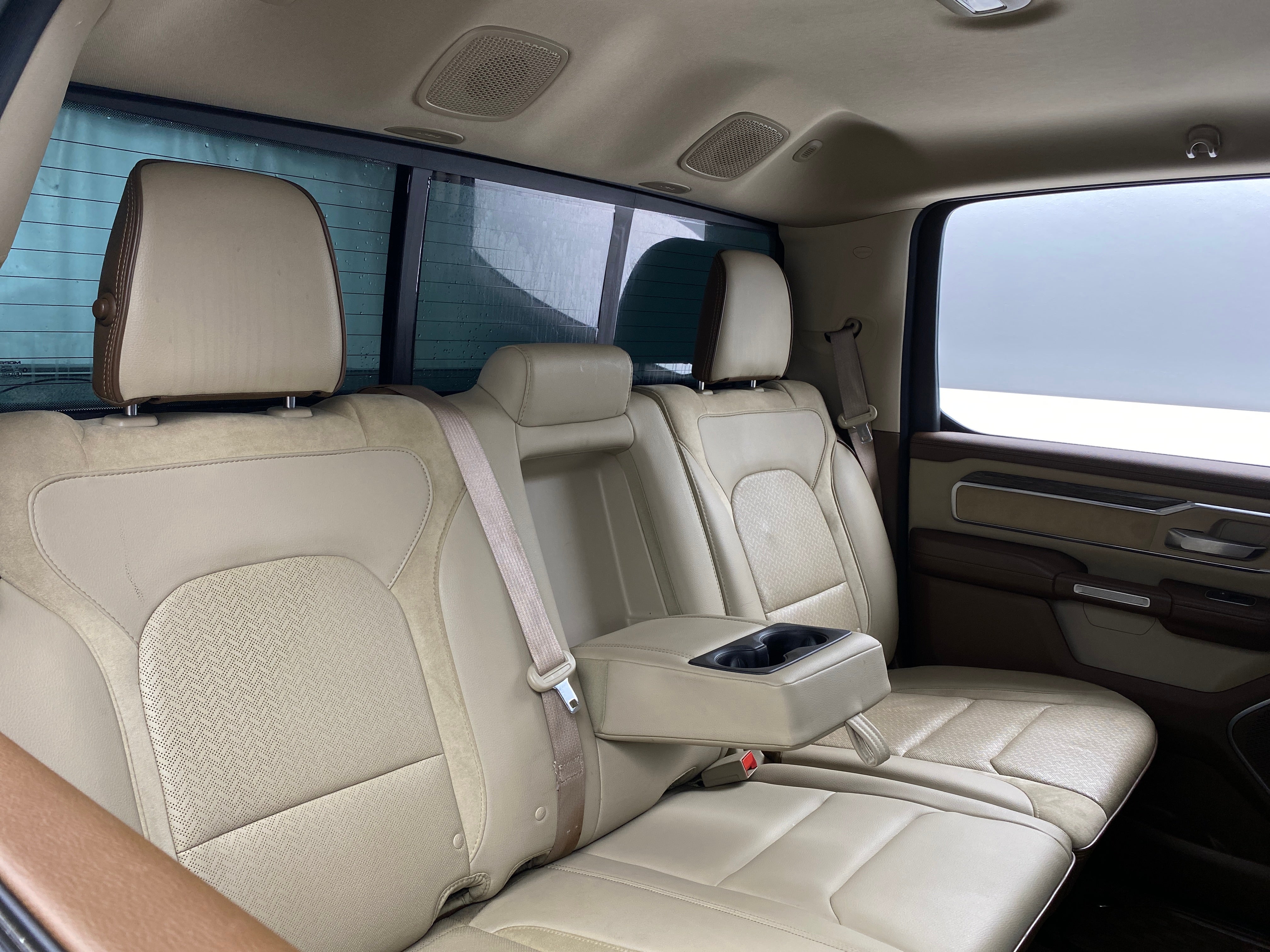 2019 RAM 1500 Laramie 5