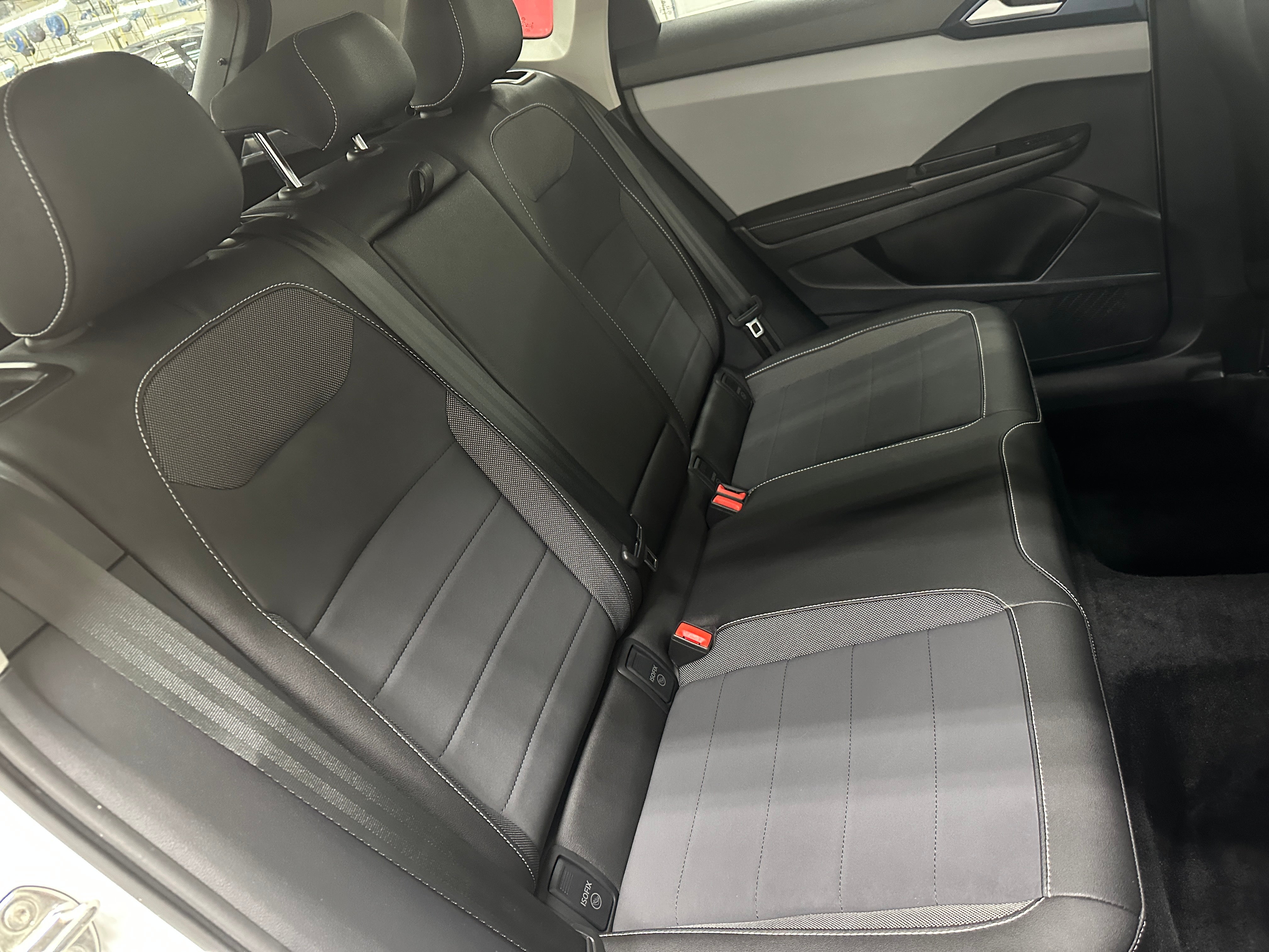 2024 Volkswagen Taos SE 5
