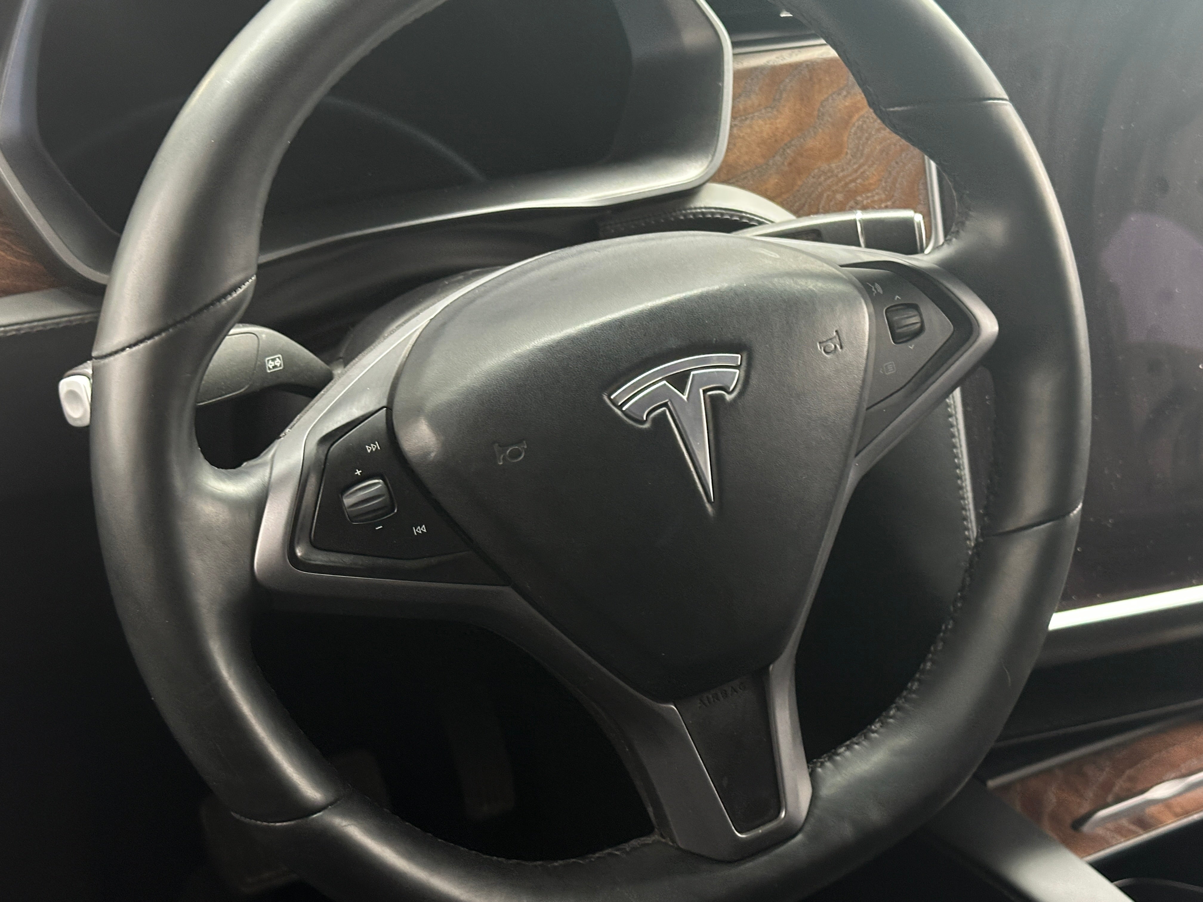 2020 Tesla Model X Long Range 4