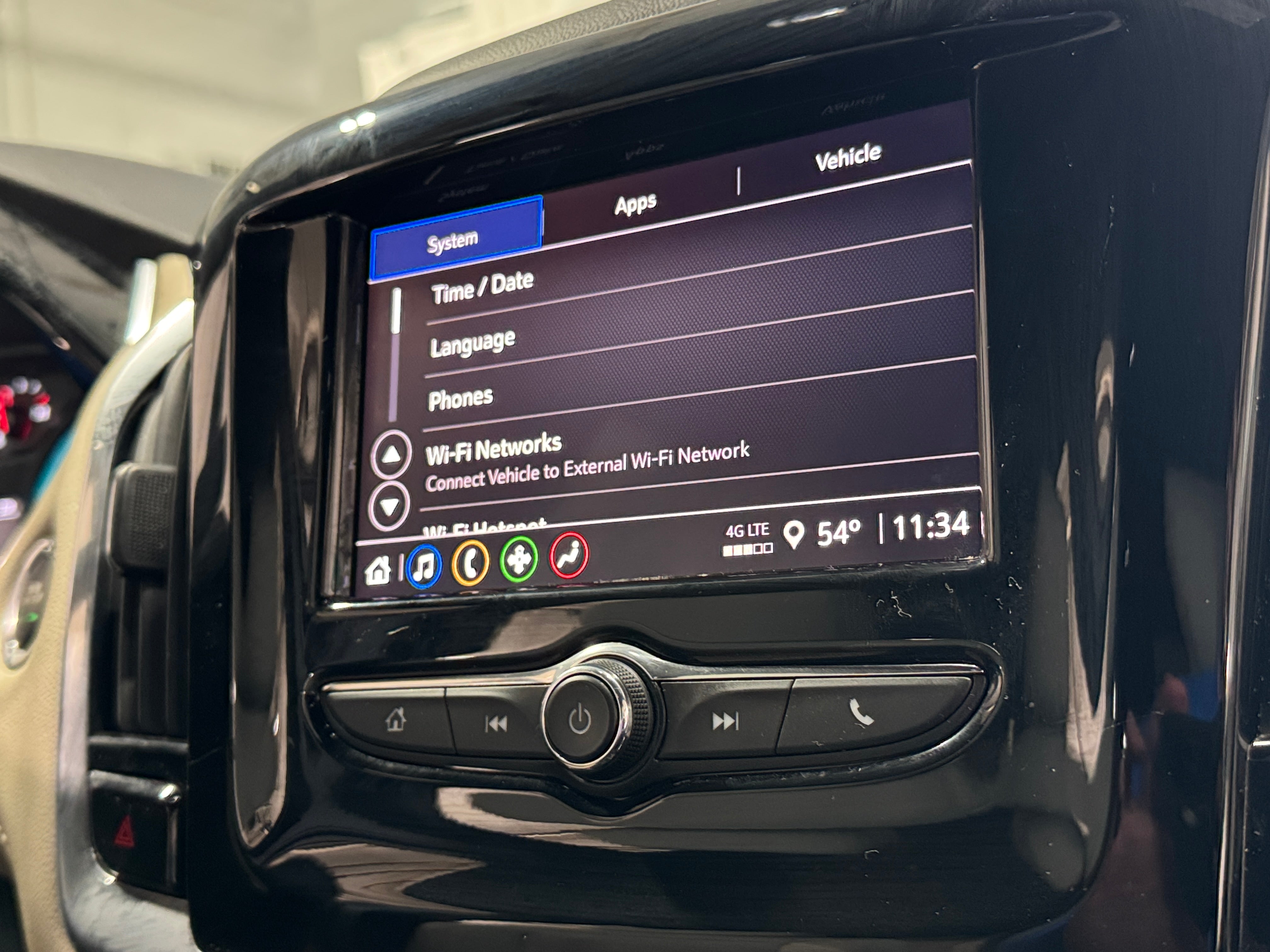 2022 Chevrolet Traverse LS 4