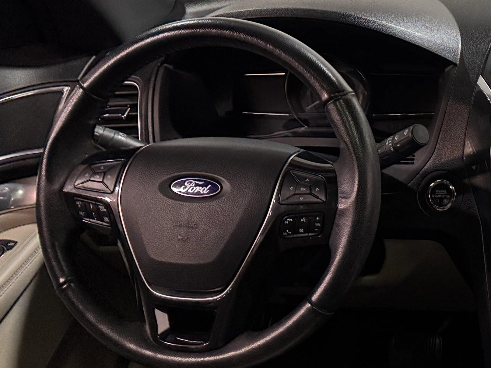 2018 Ford Explorer Limited 4