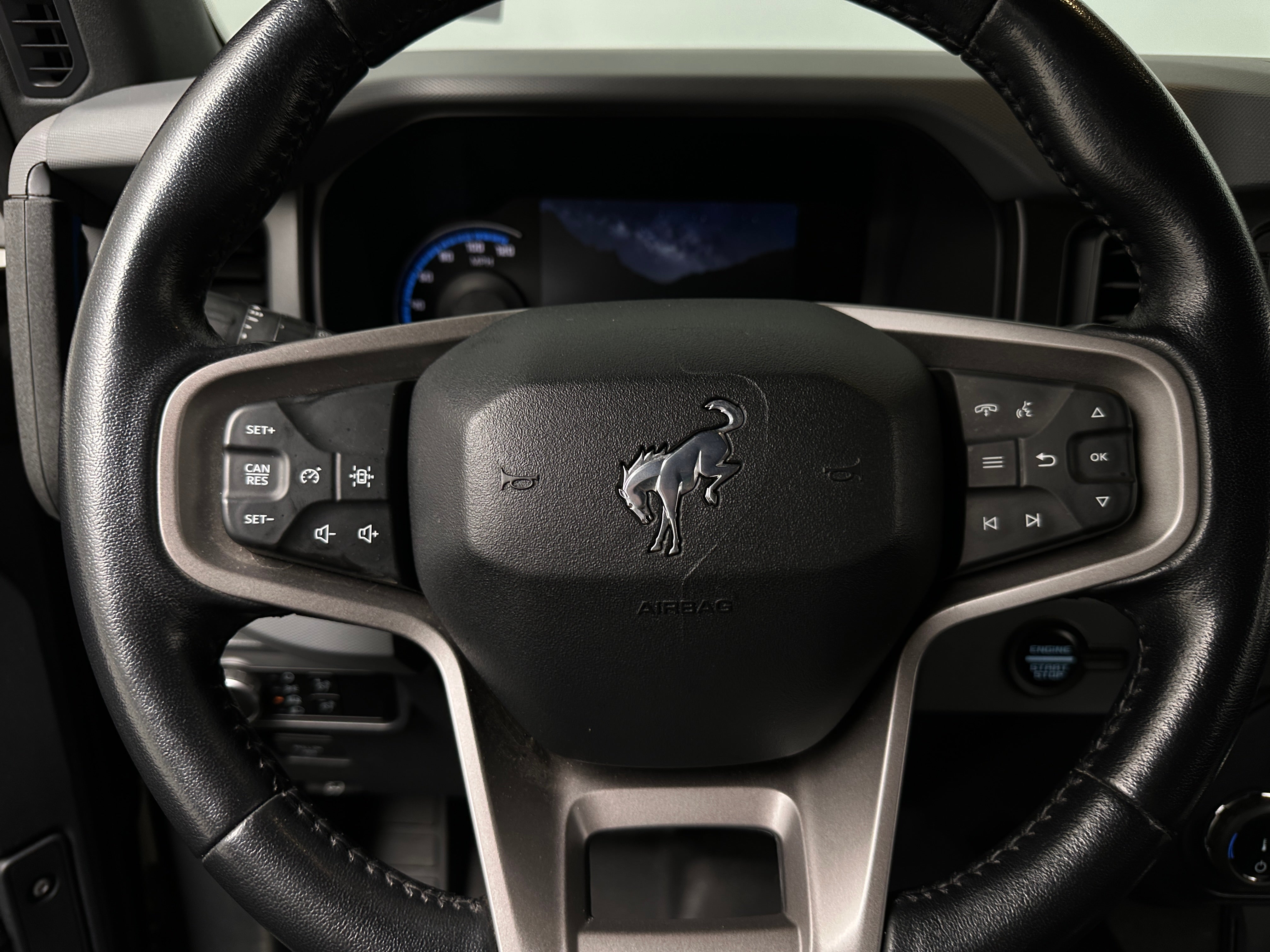 2022 Ford Bronco Black Diamond 5