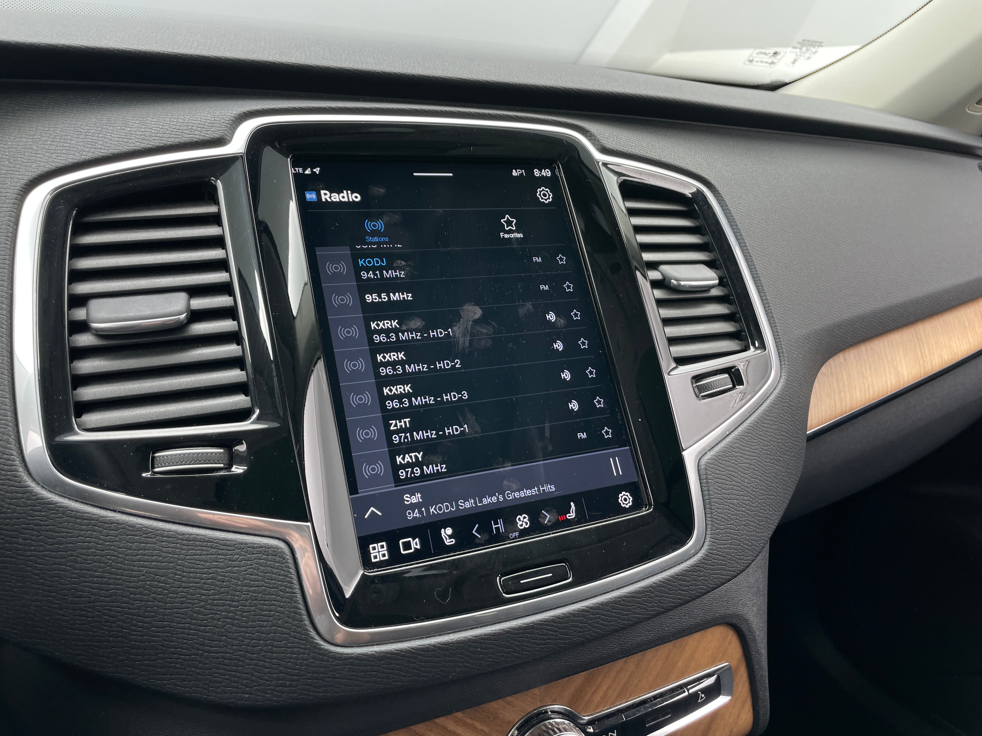 2024 Volvo XC90 B6 Plus 3