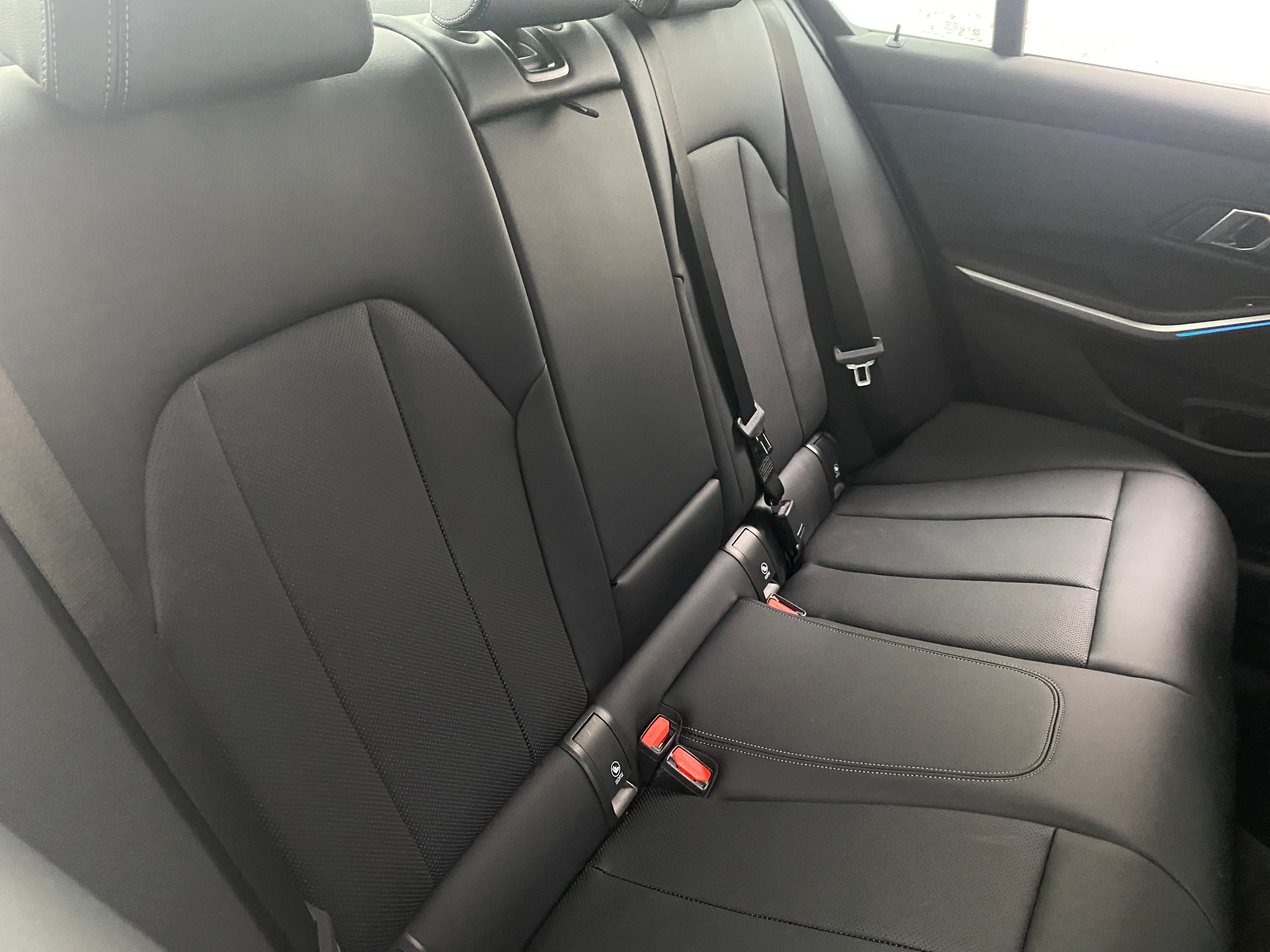 2024 BMW 3 Series 330i xDrive 5