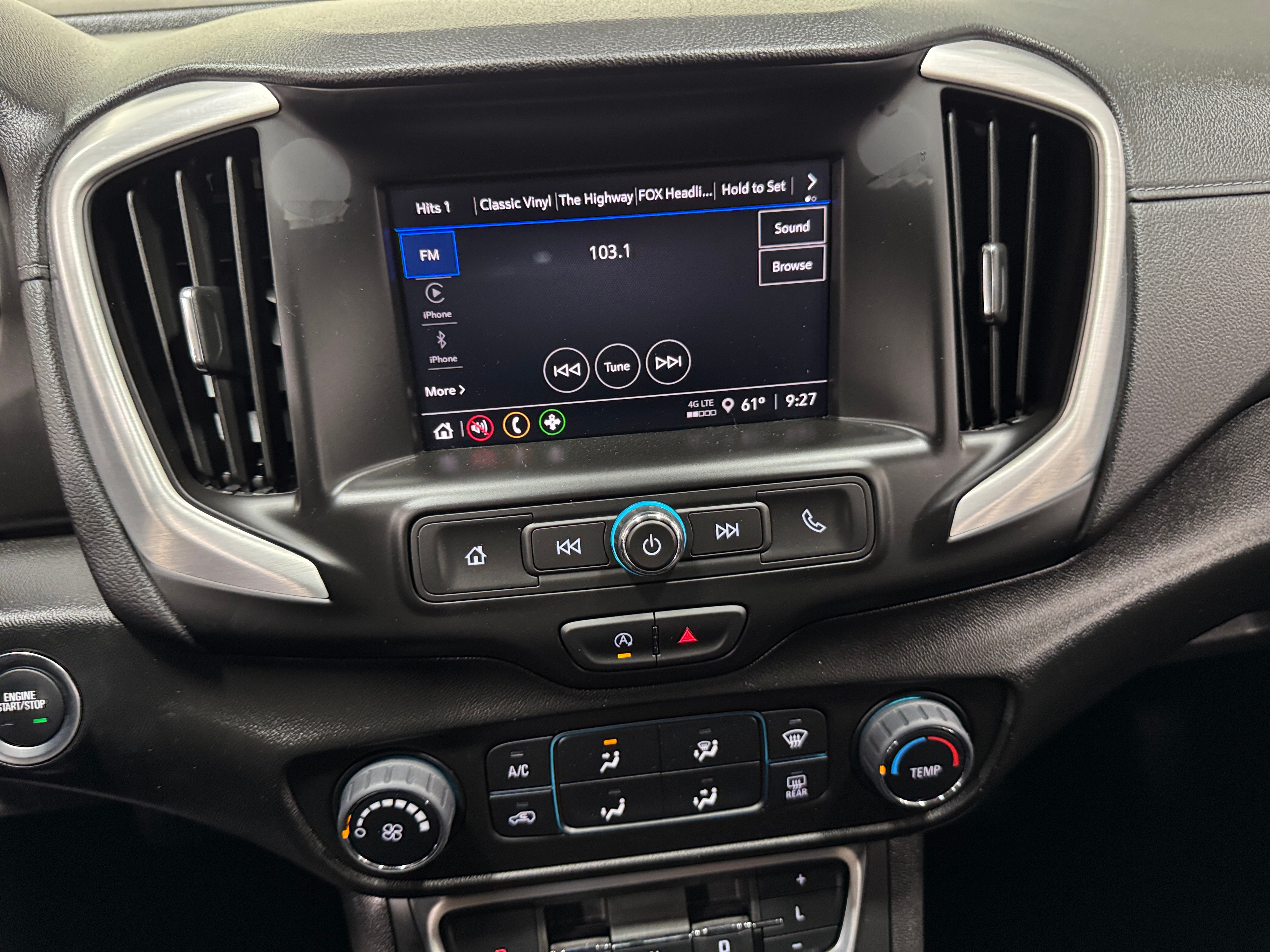 2024 GMC Terrain SLE 4