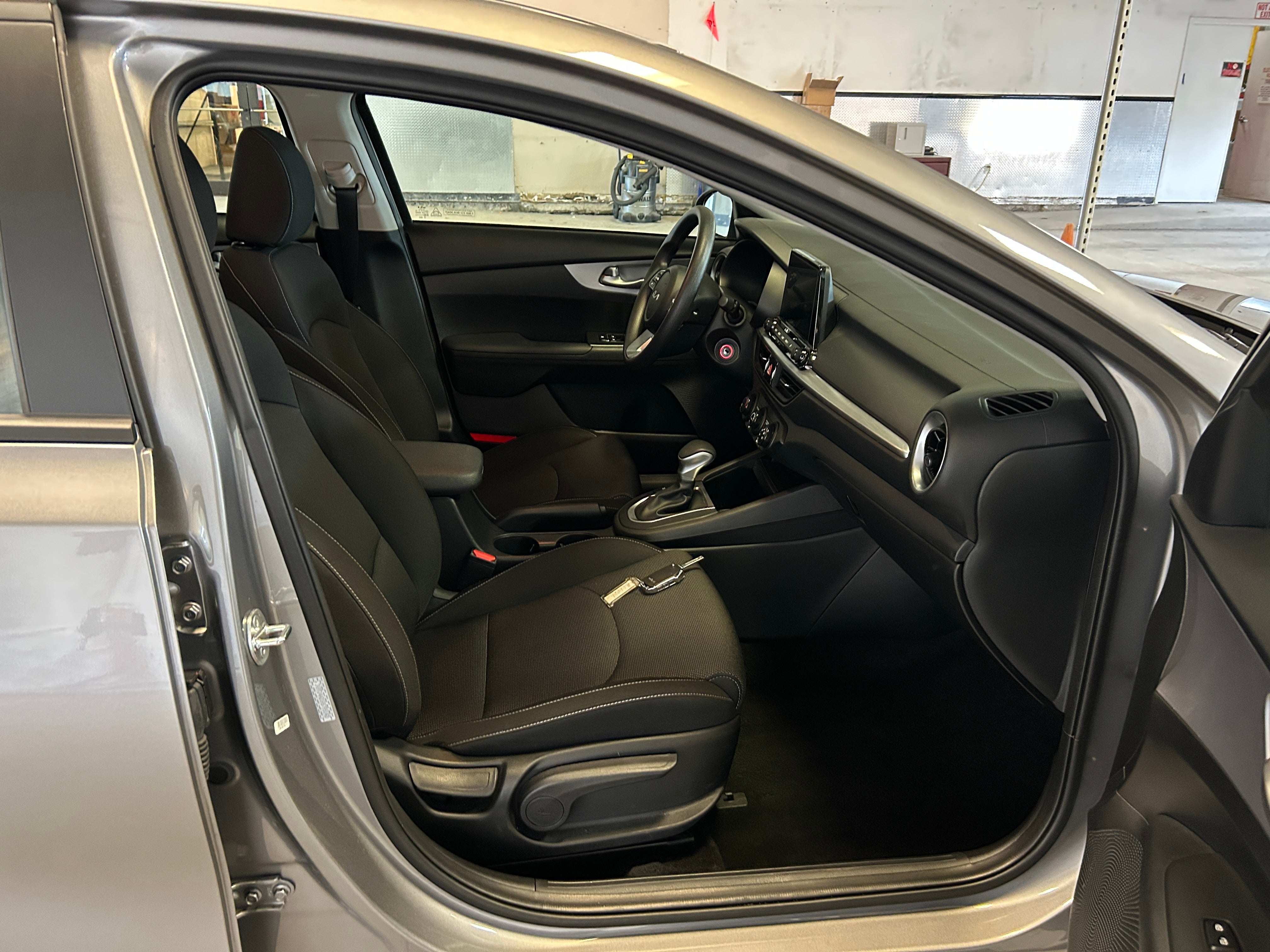 2024 Kia Forte LXS 2