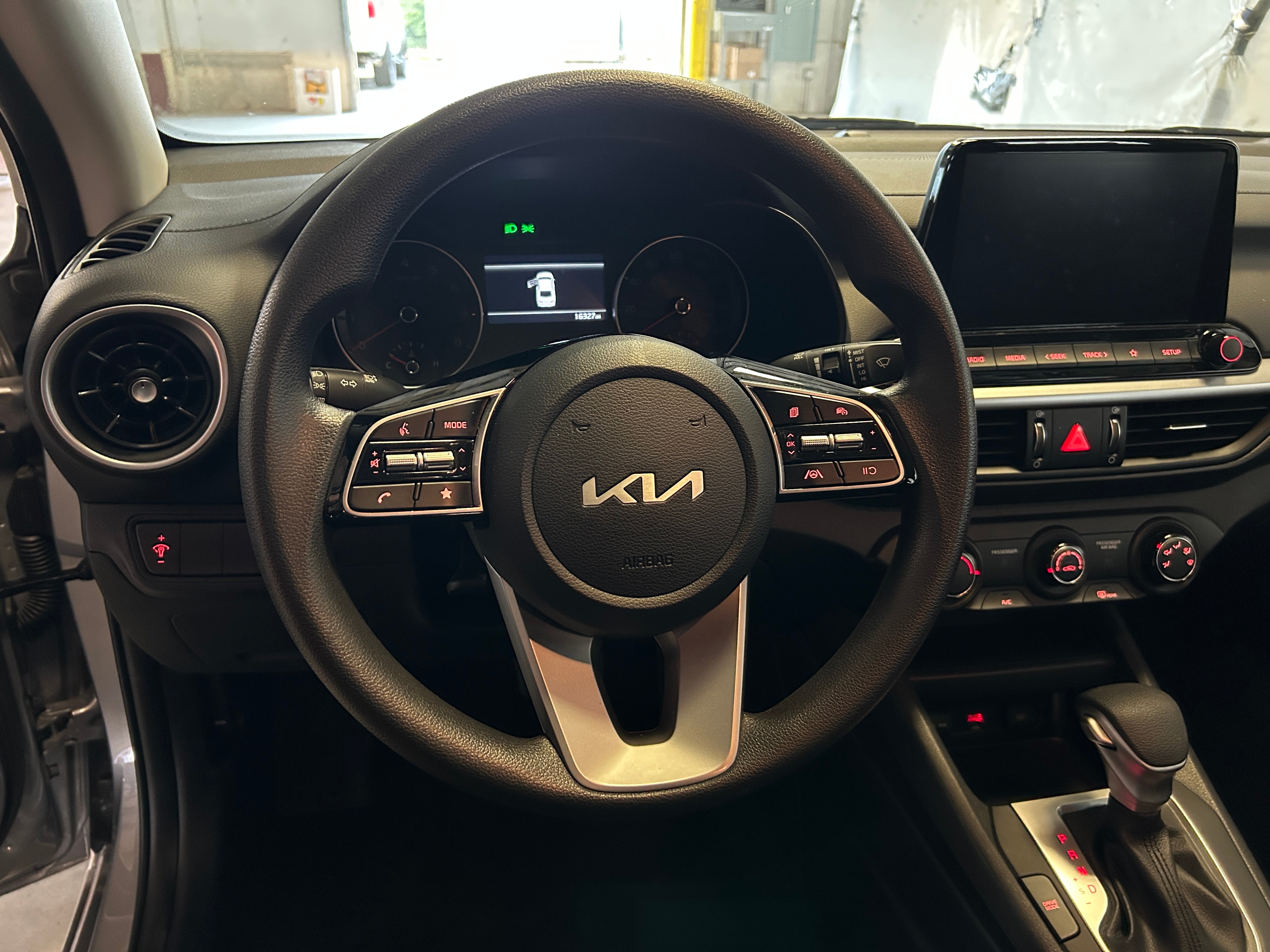 2024 Kia Forte LXS 5