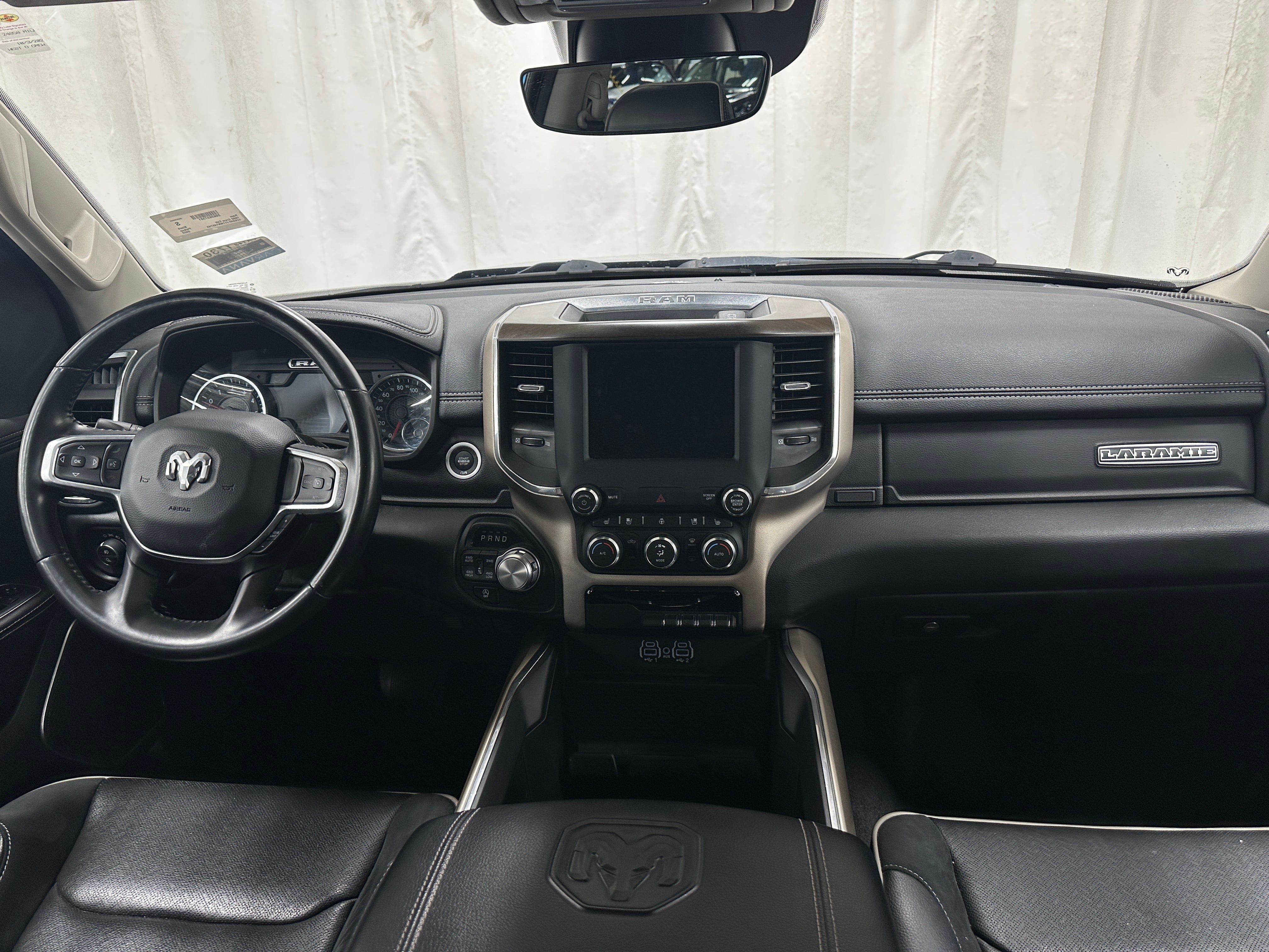 2022 RAM 1500 Laramie 2