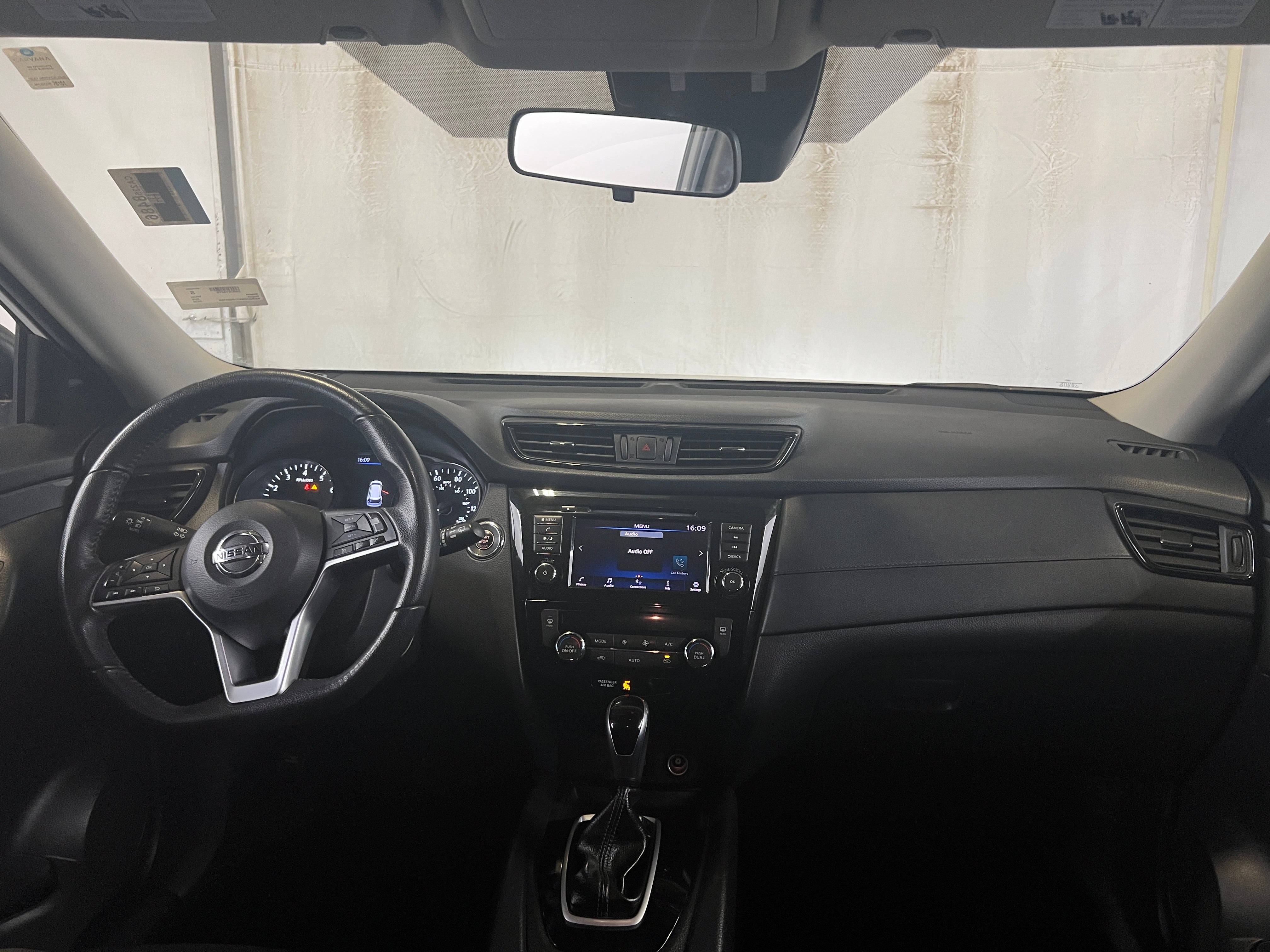 2020 Nissan Rogue SV 3