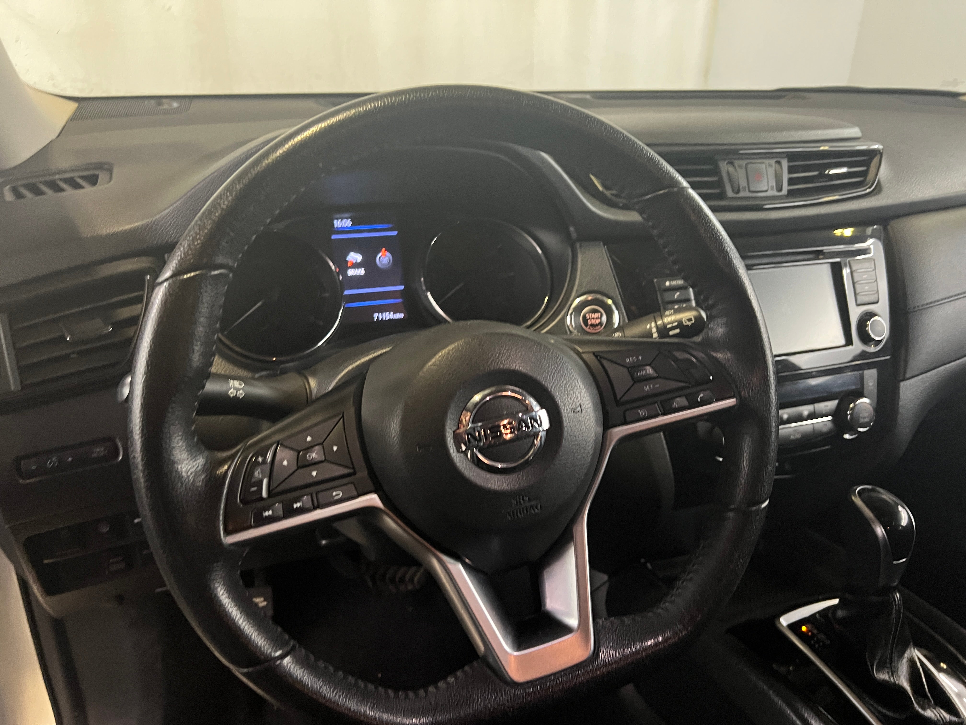 2020 Nissan Rogue SV 5