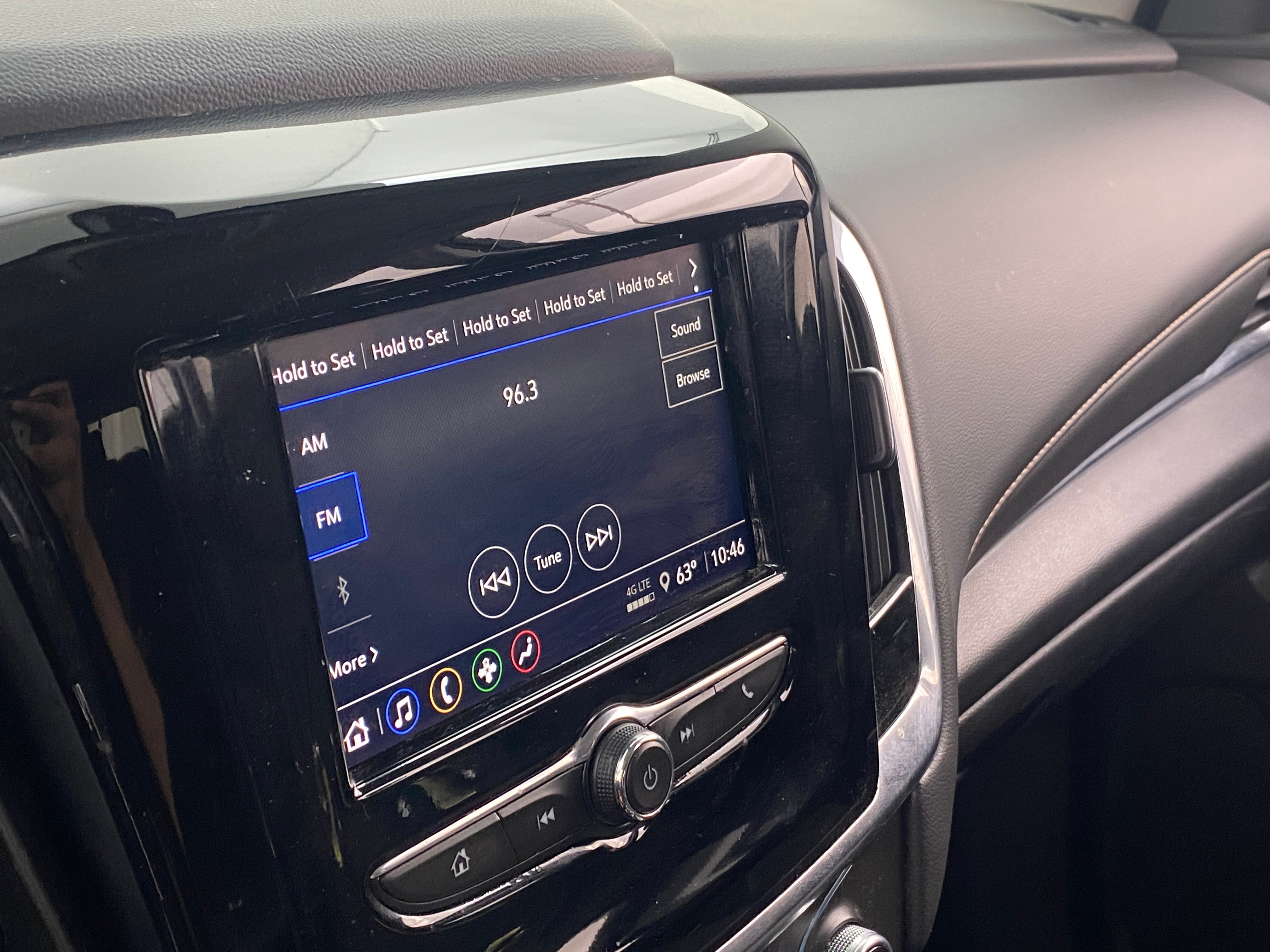 2021 Chevrolet Traverse LS 4
