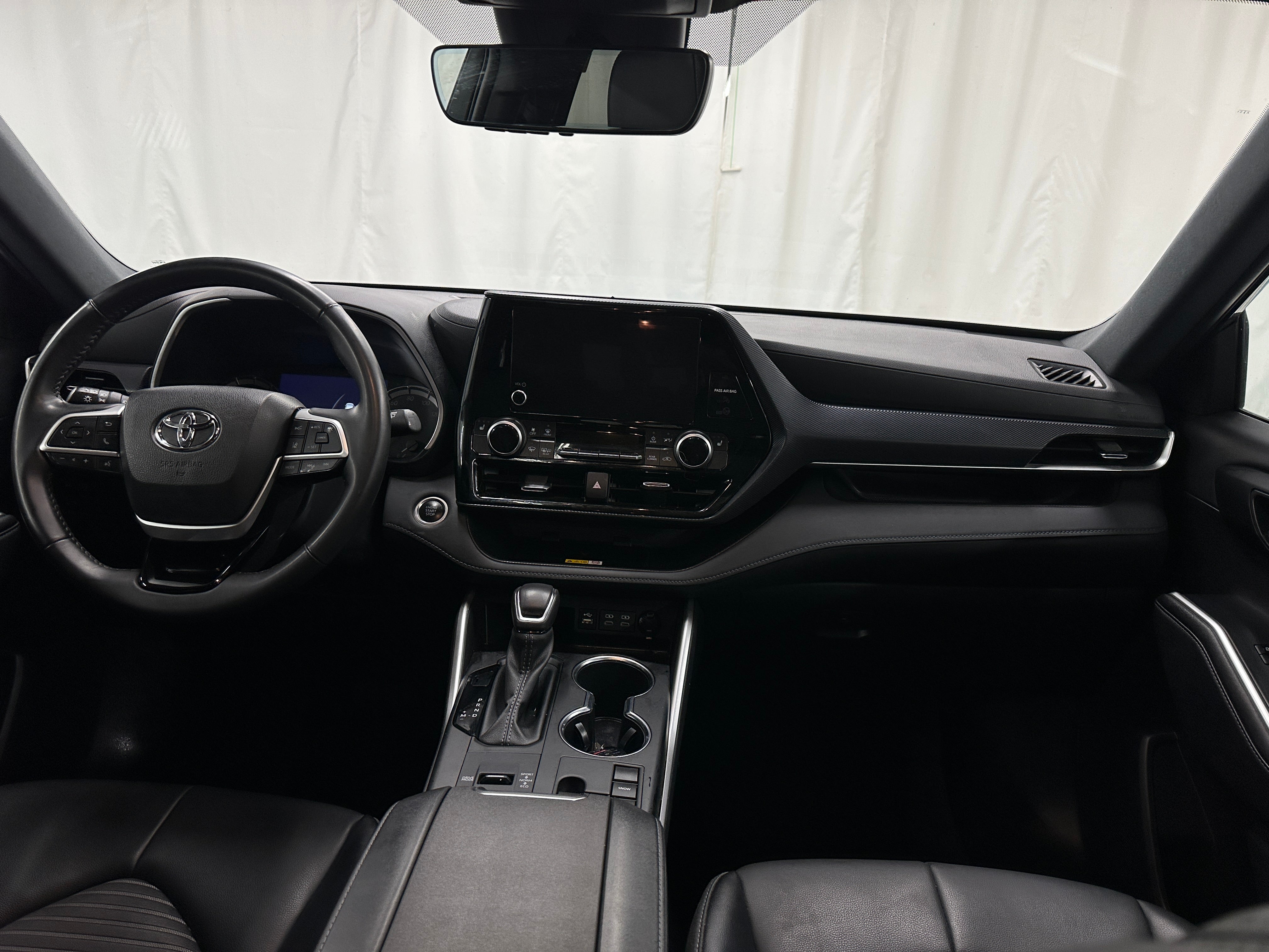 2024 Toyota Highlander XSE 3