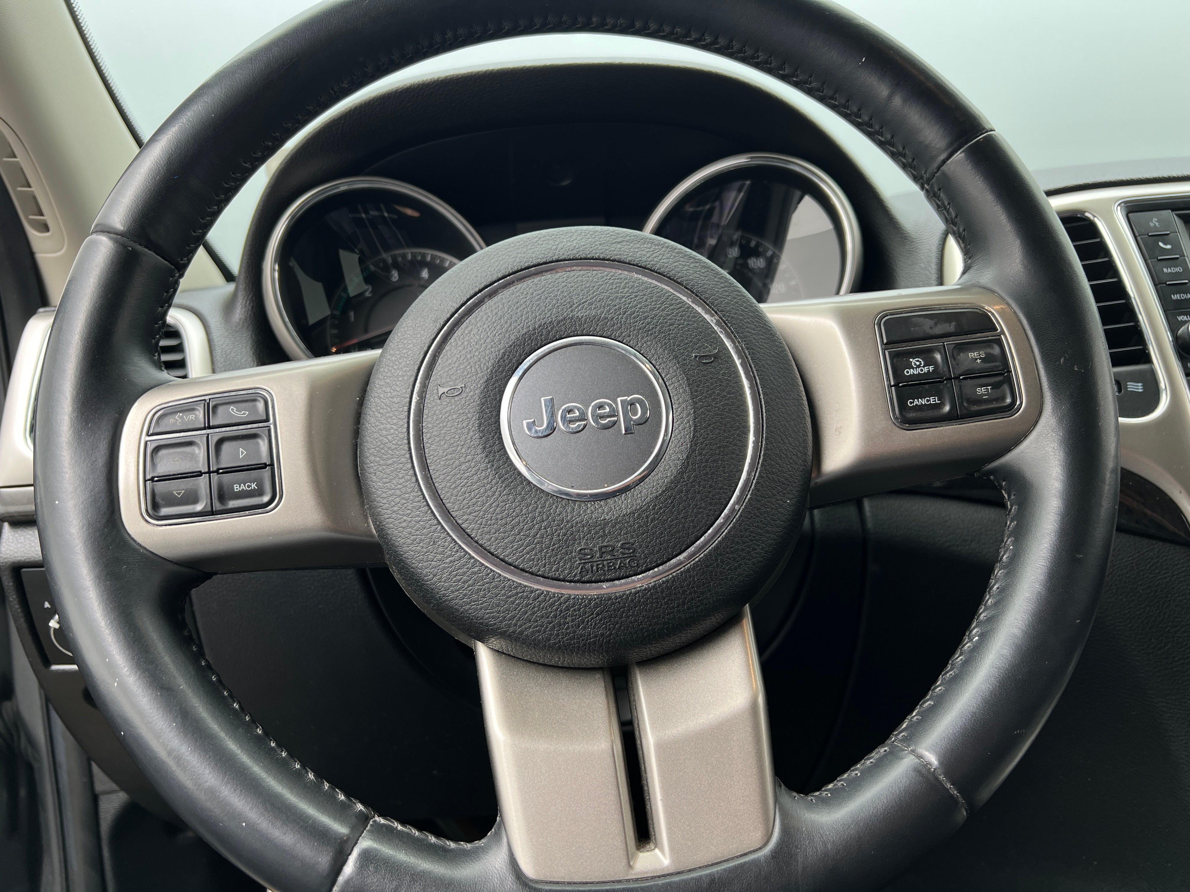 2012 Jeep Grand Cherokee Laredo 4