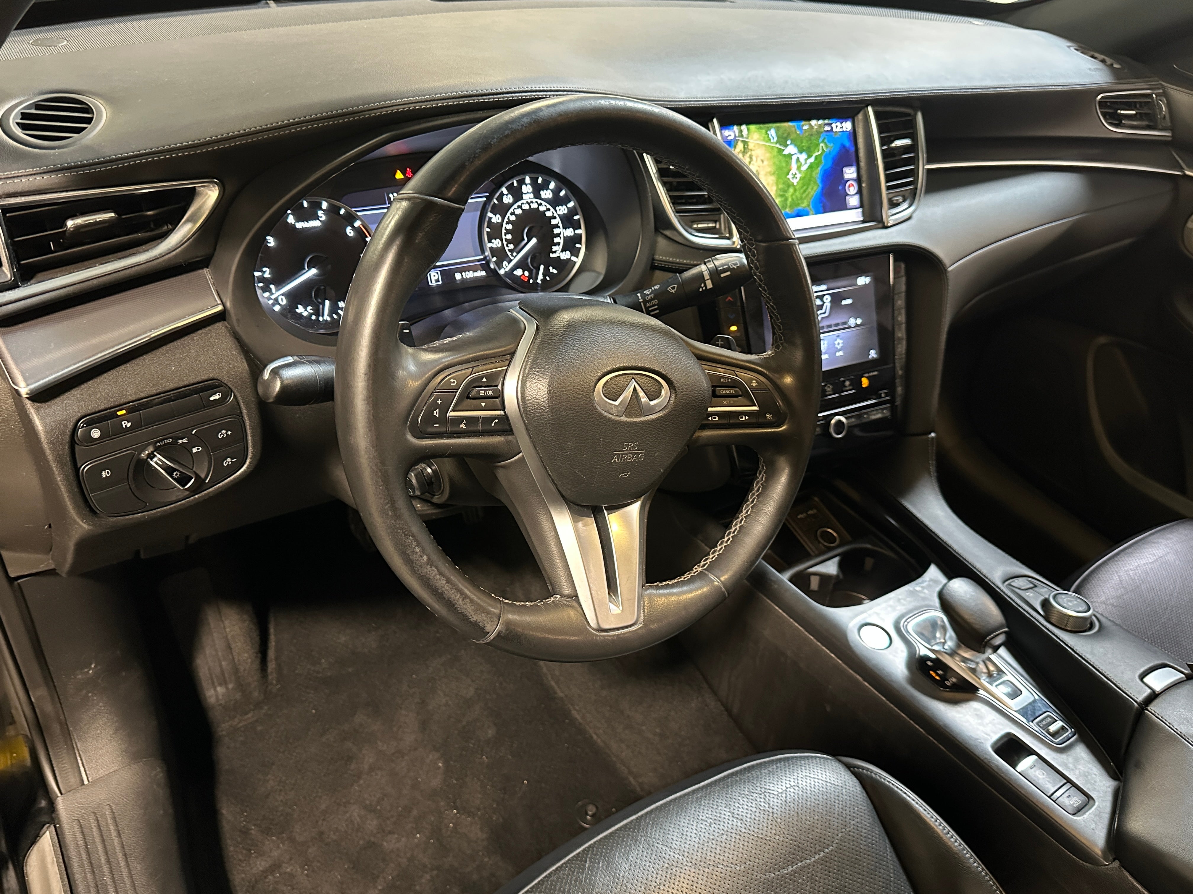 2022 INFINITI QX55 Essential 2