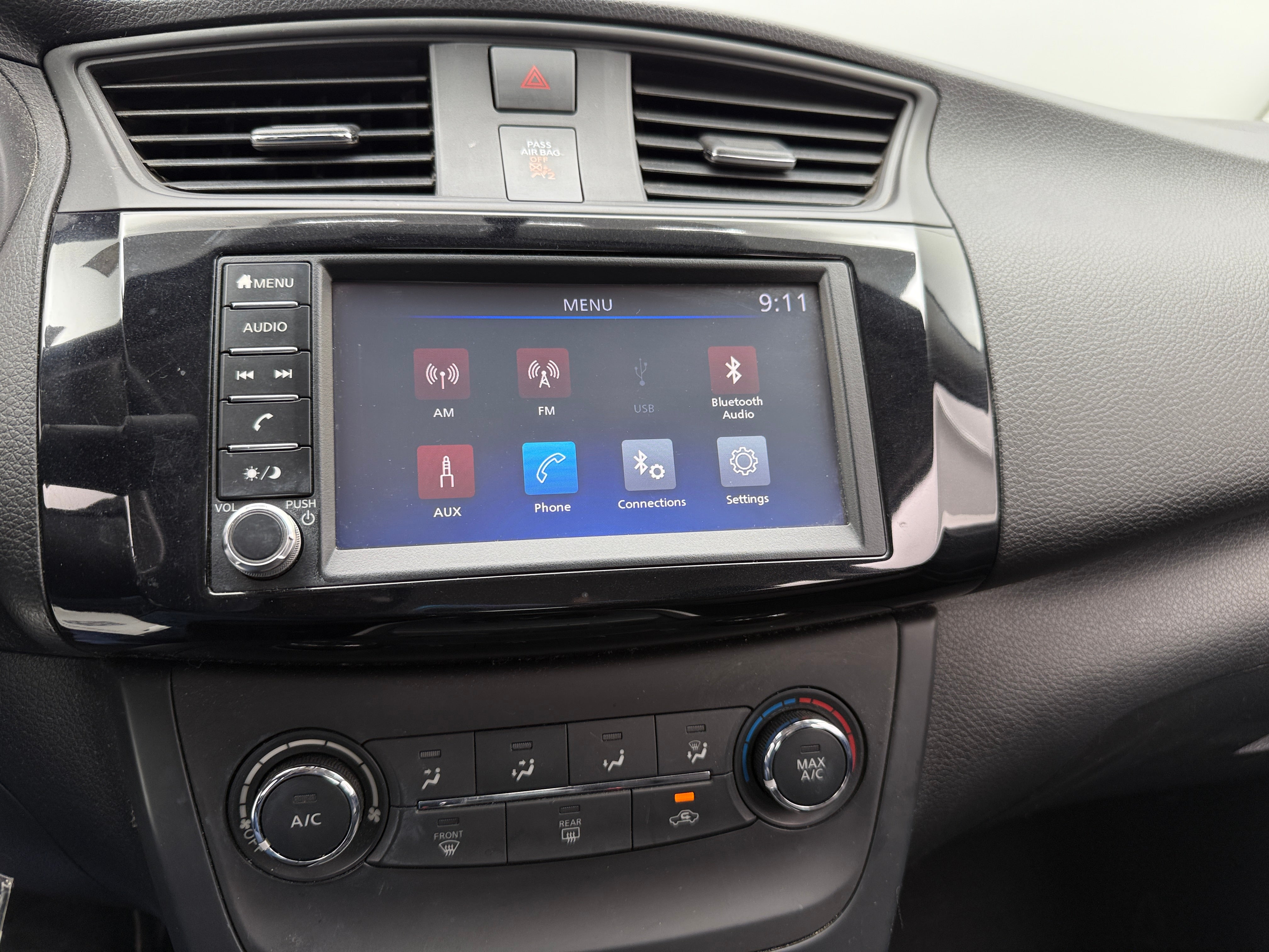 2019 Nissan Sentra S 4
