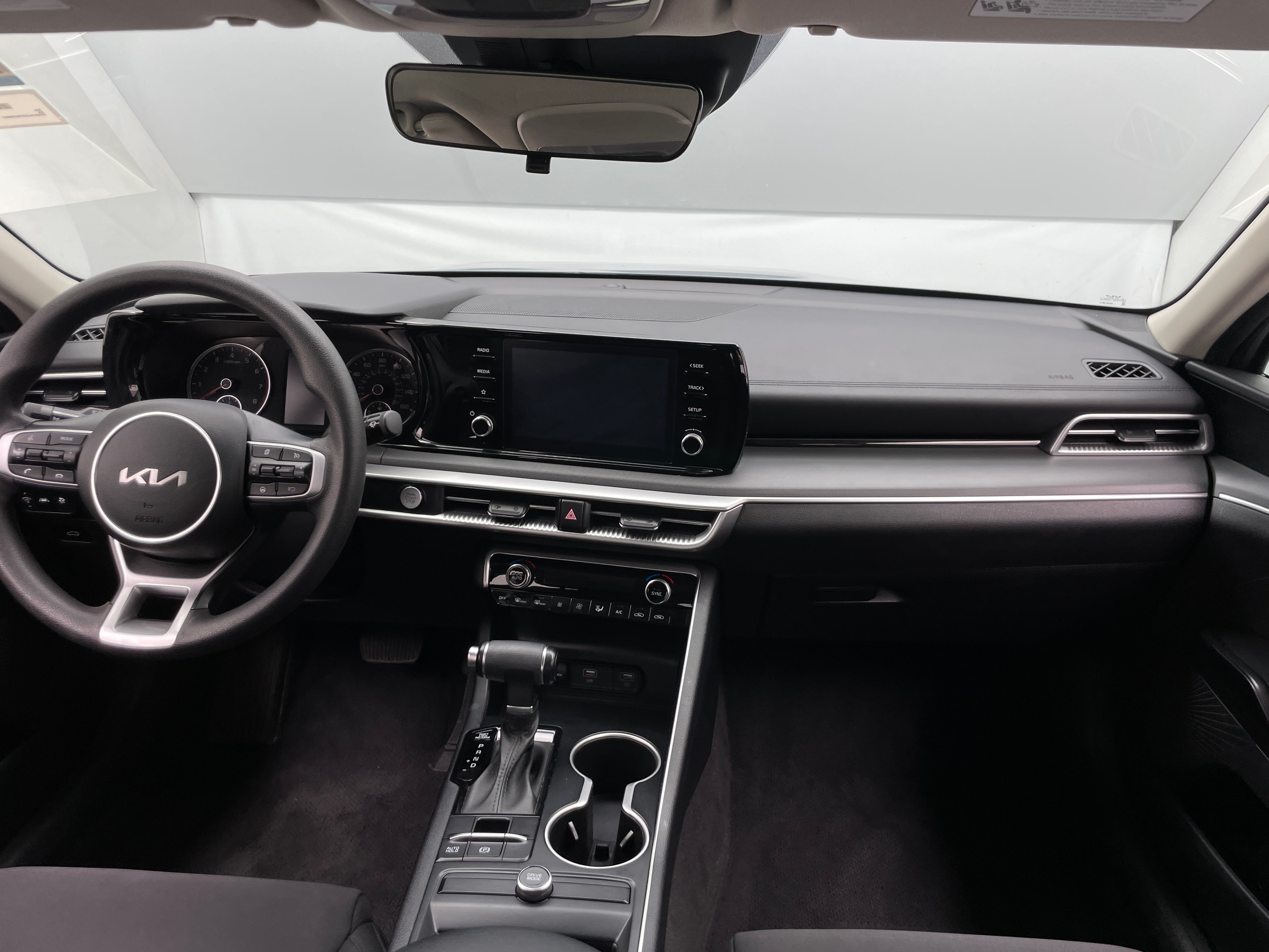 2023 Kia K5 LXS 3