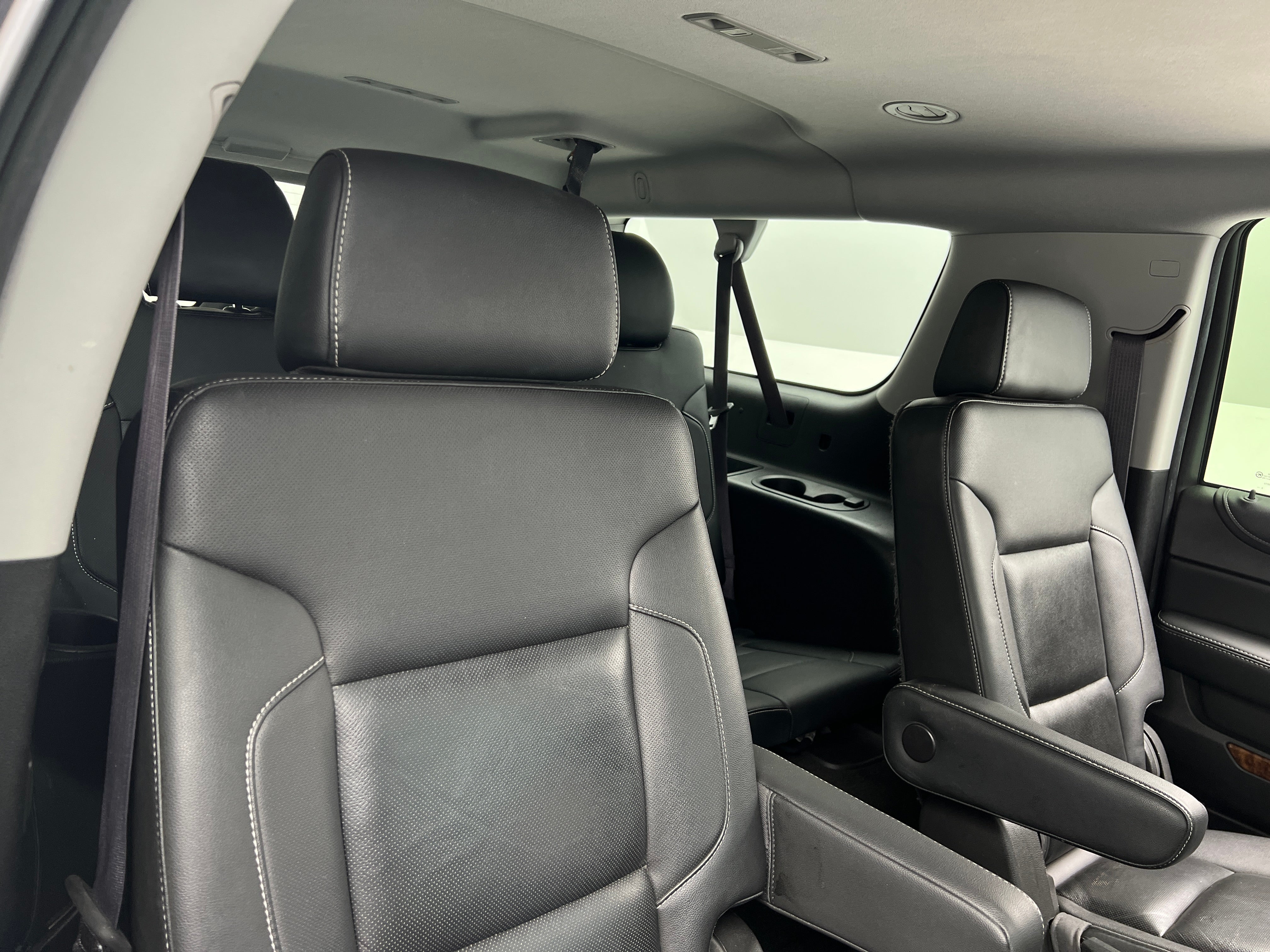 2016 Chevrolet Suburban LTZ 5