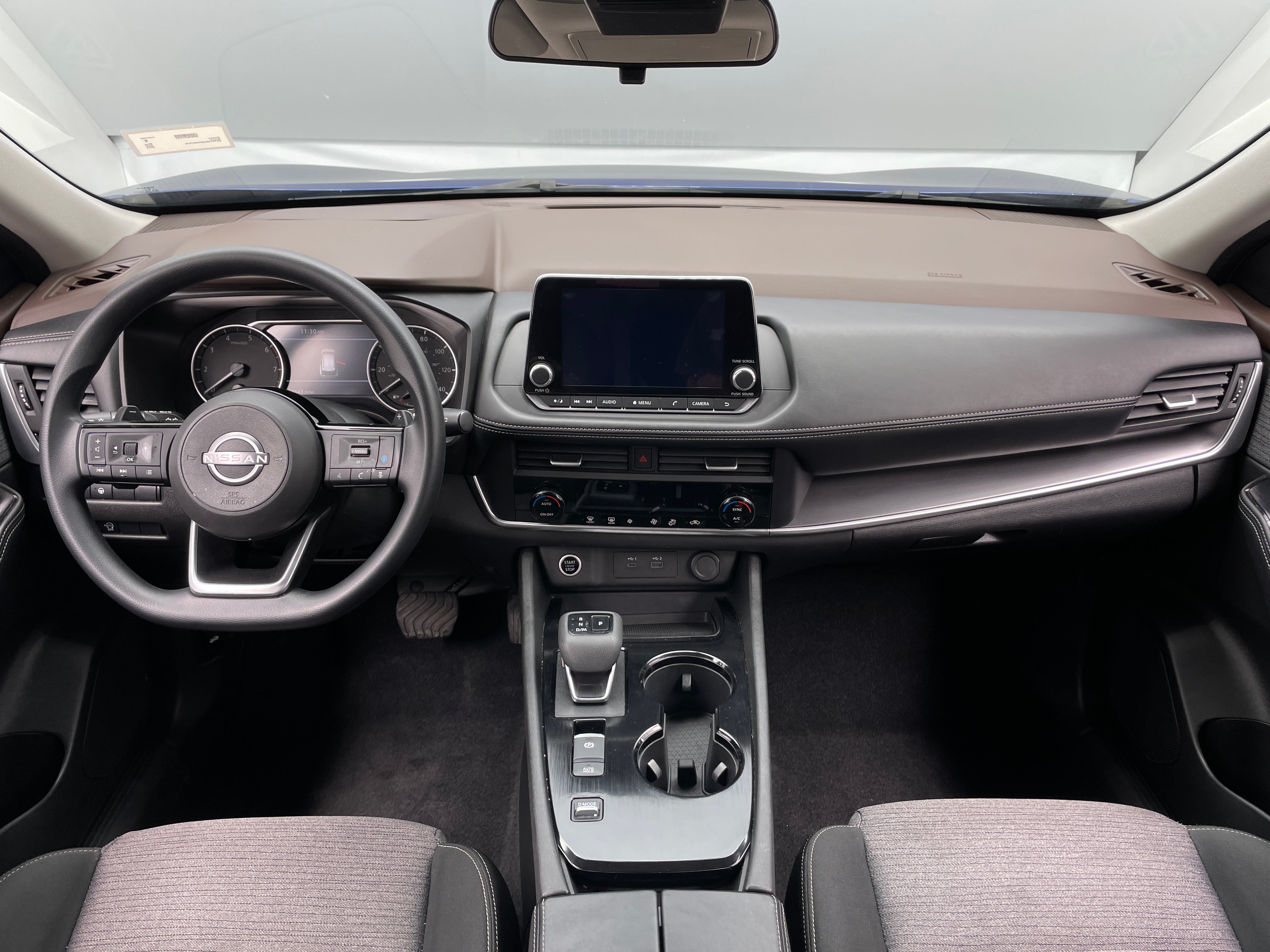 2023 Nissan Rogue SV 3