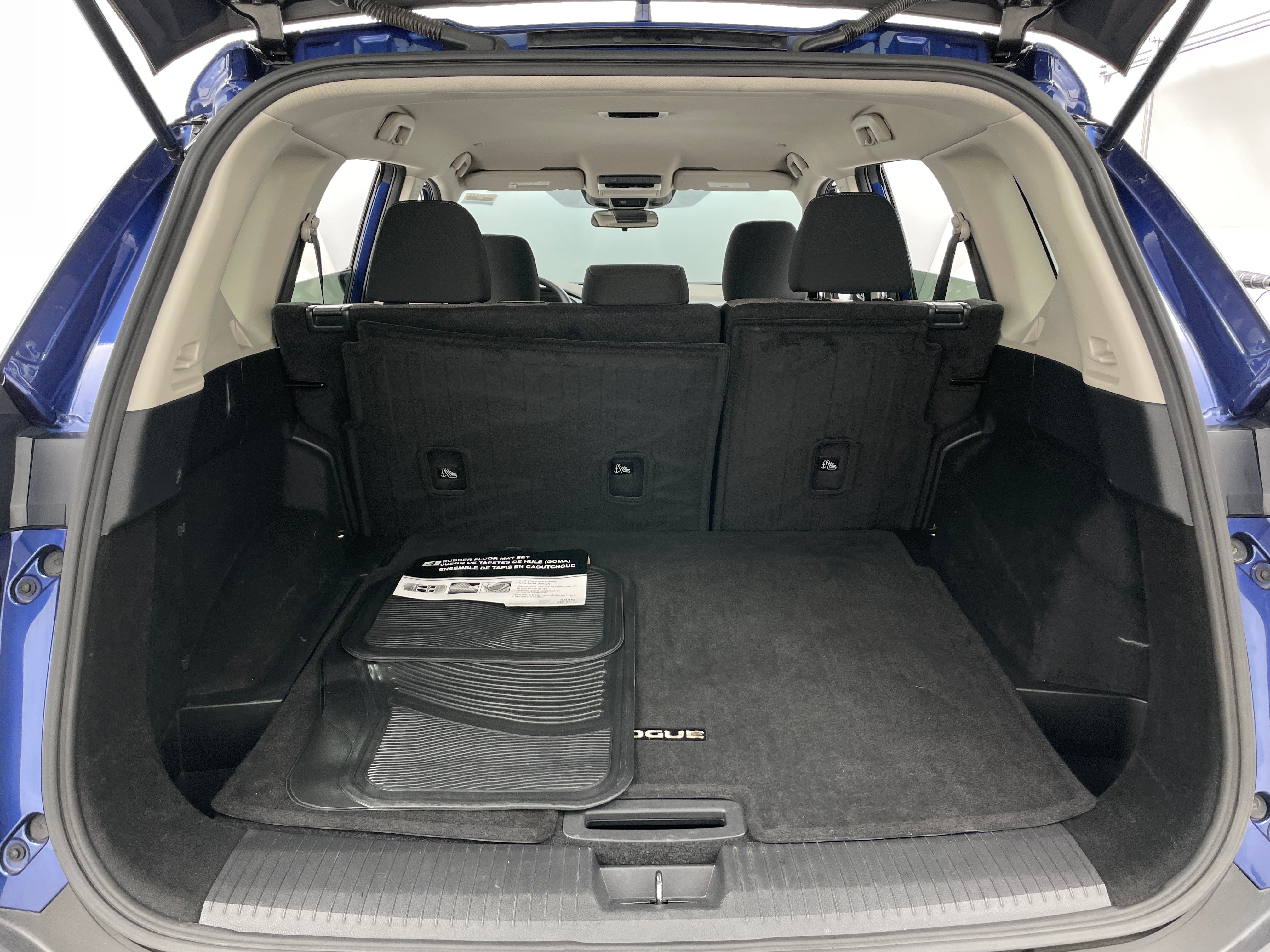 2023 Nissan Rogue SV 7