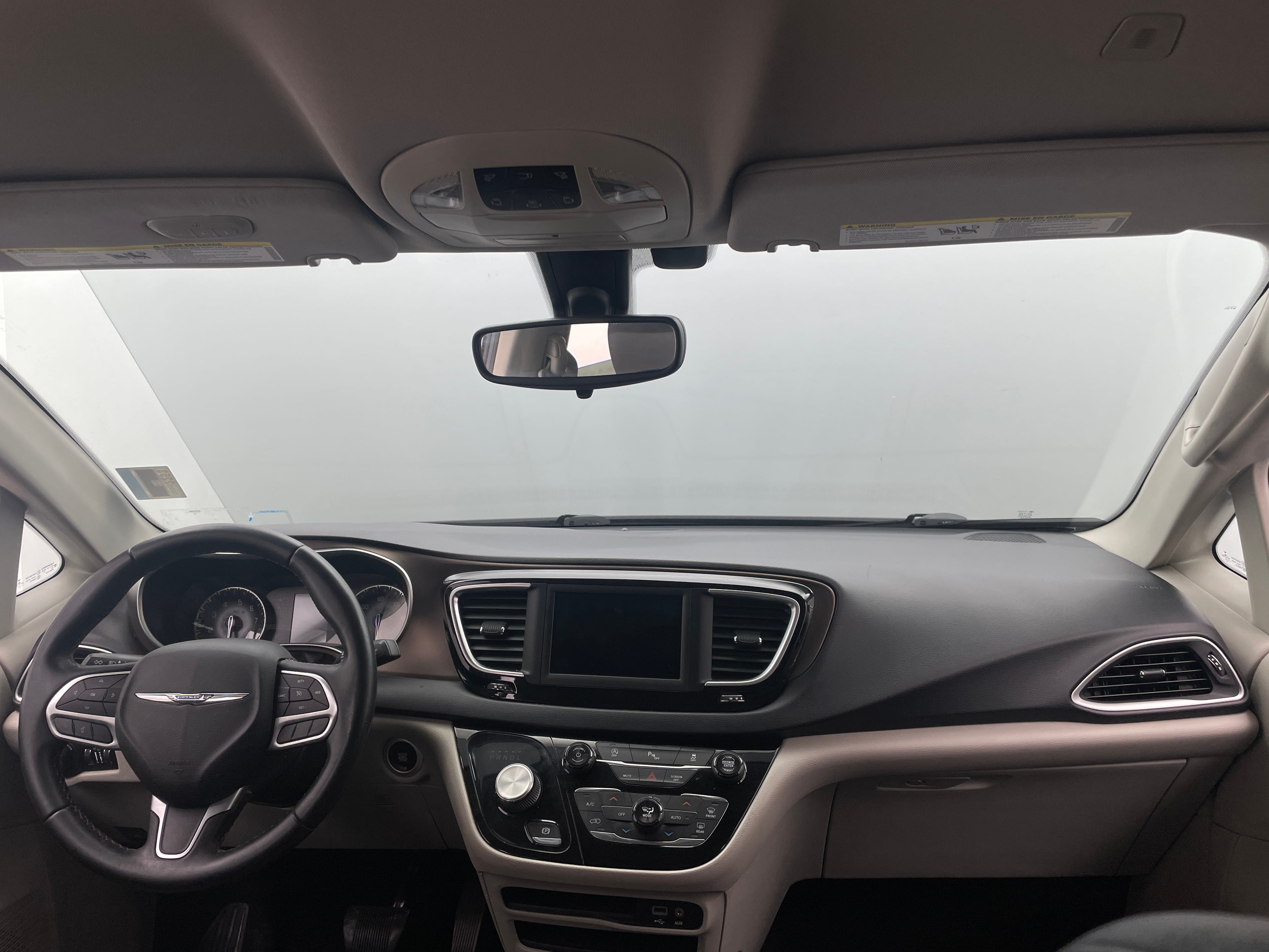 2018 Chrysler Pacifica Touring L 2