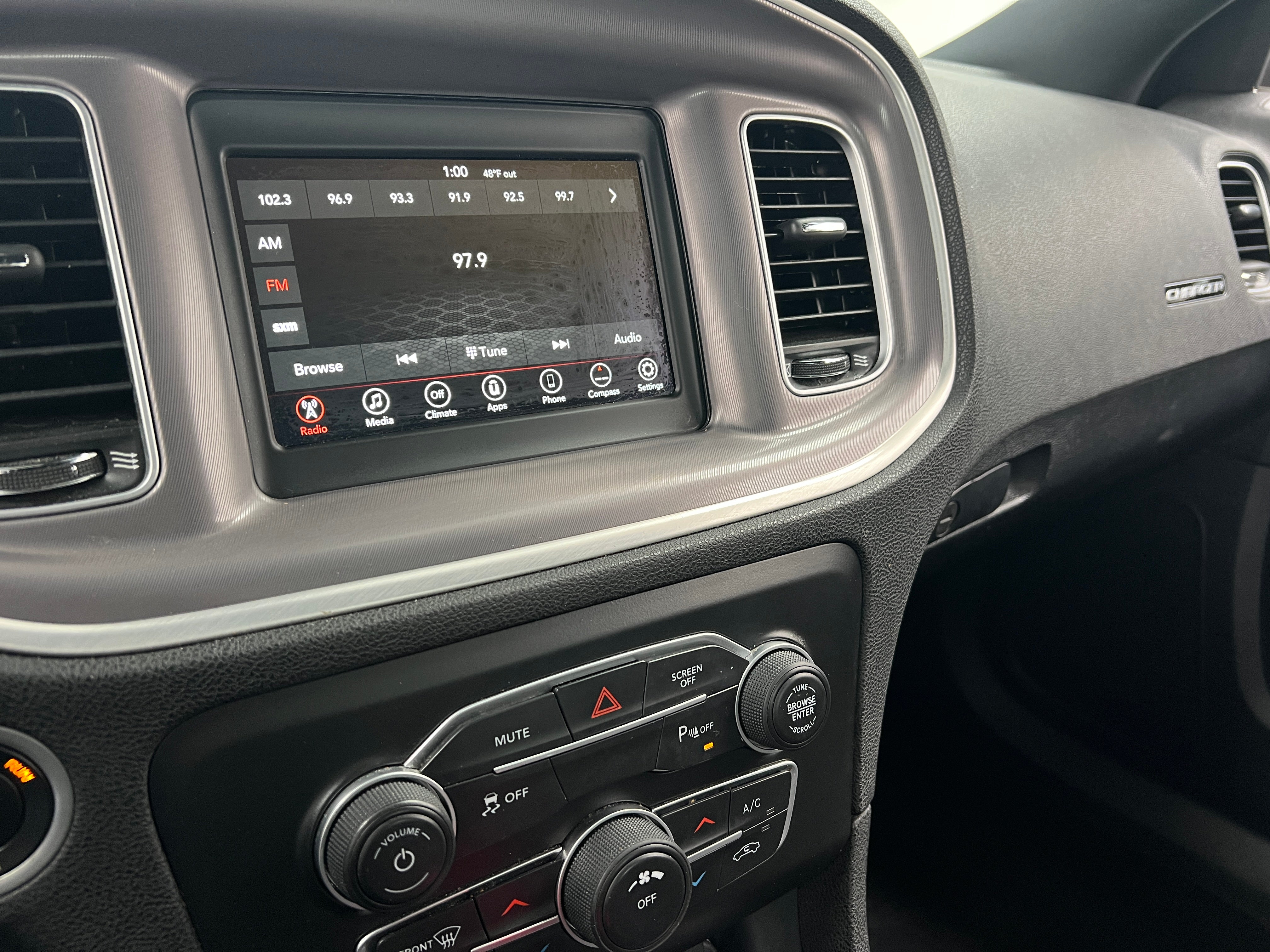 2022 Dodge Charger SXT 4