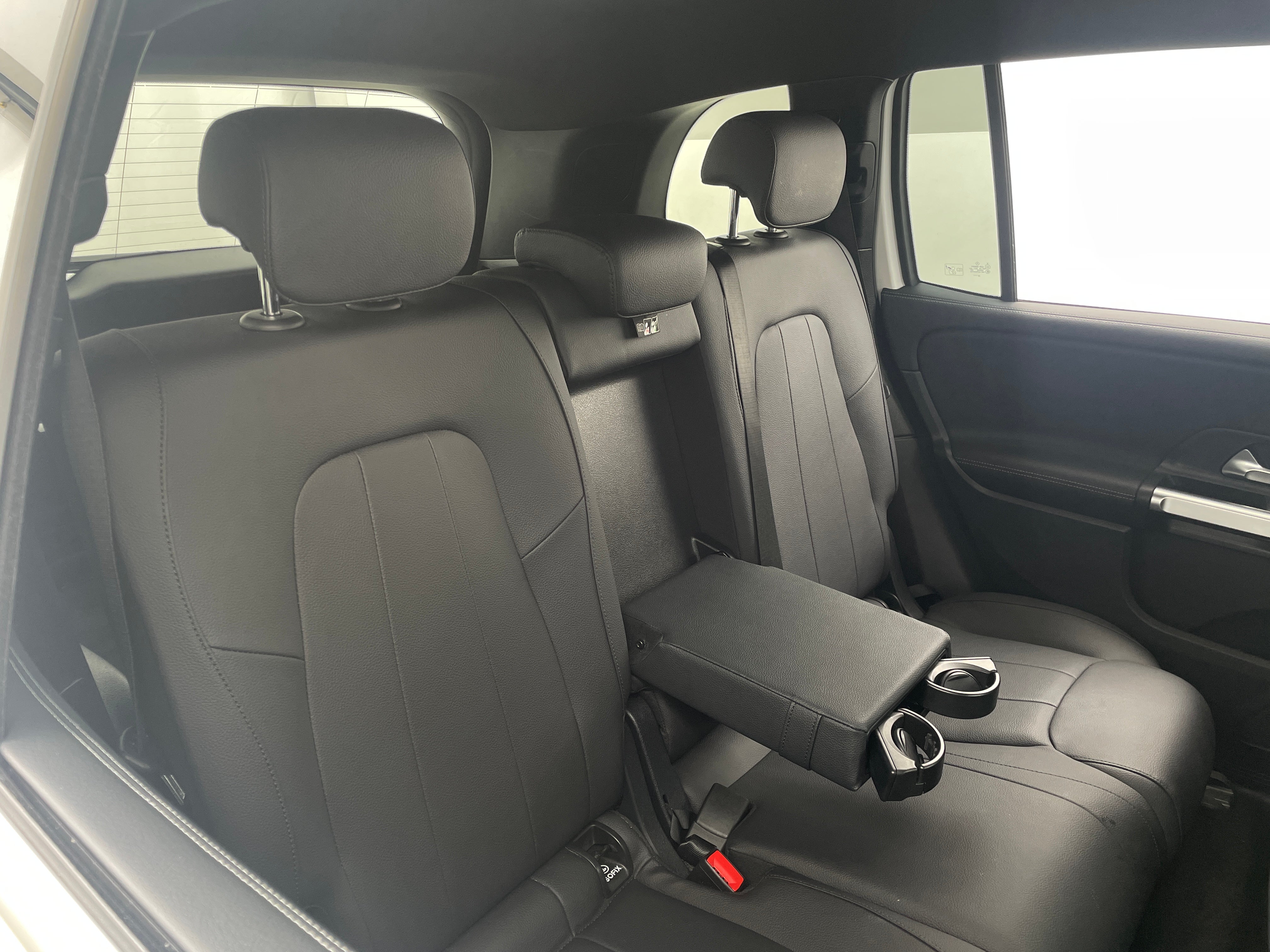 2024 Mercedes-Benz GLB 250 5