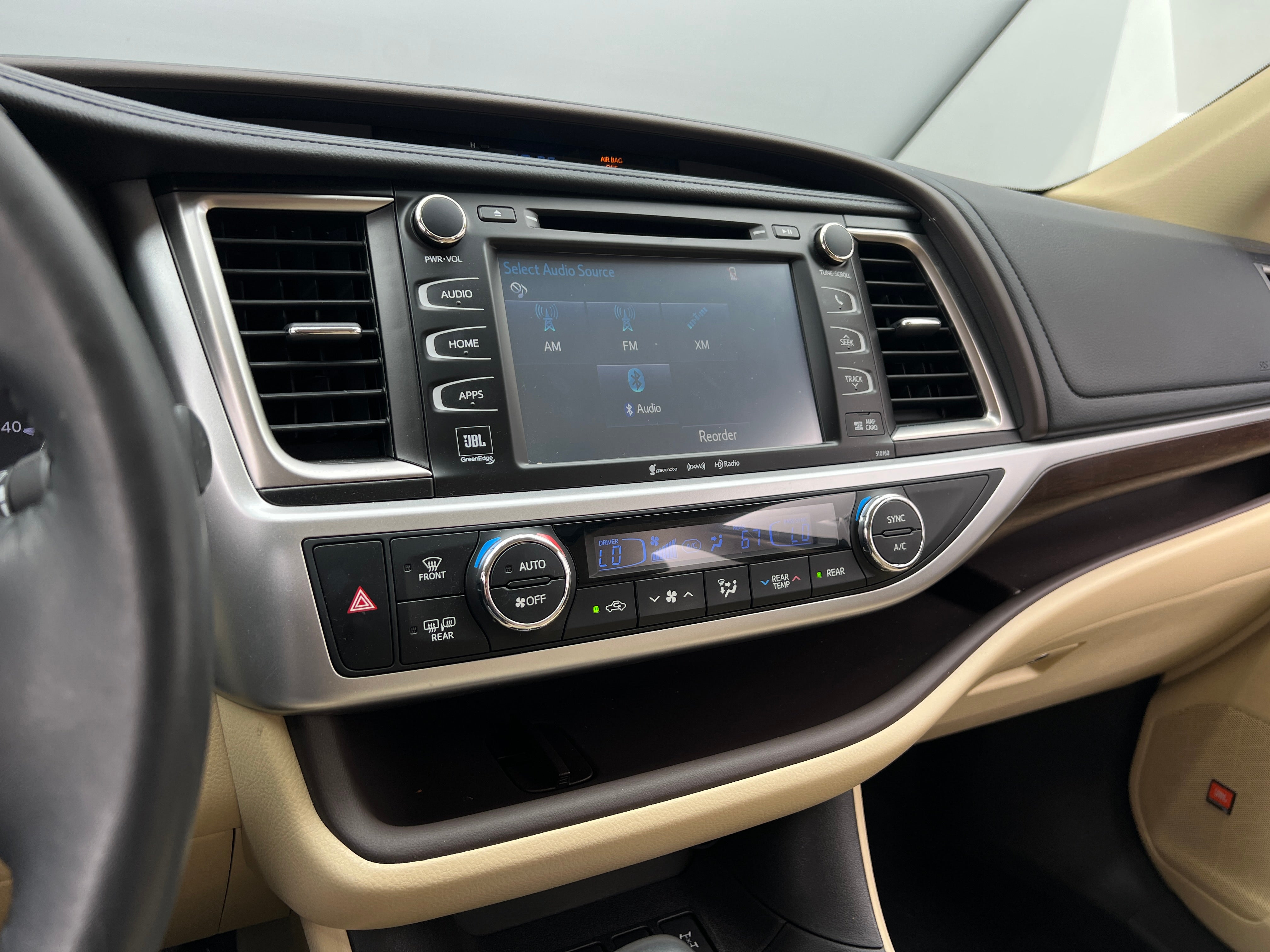 2016 Toyota Highlander Limited 3