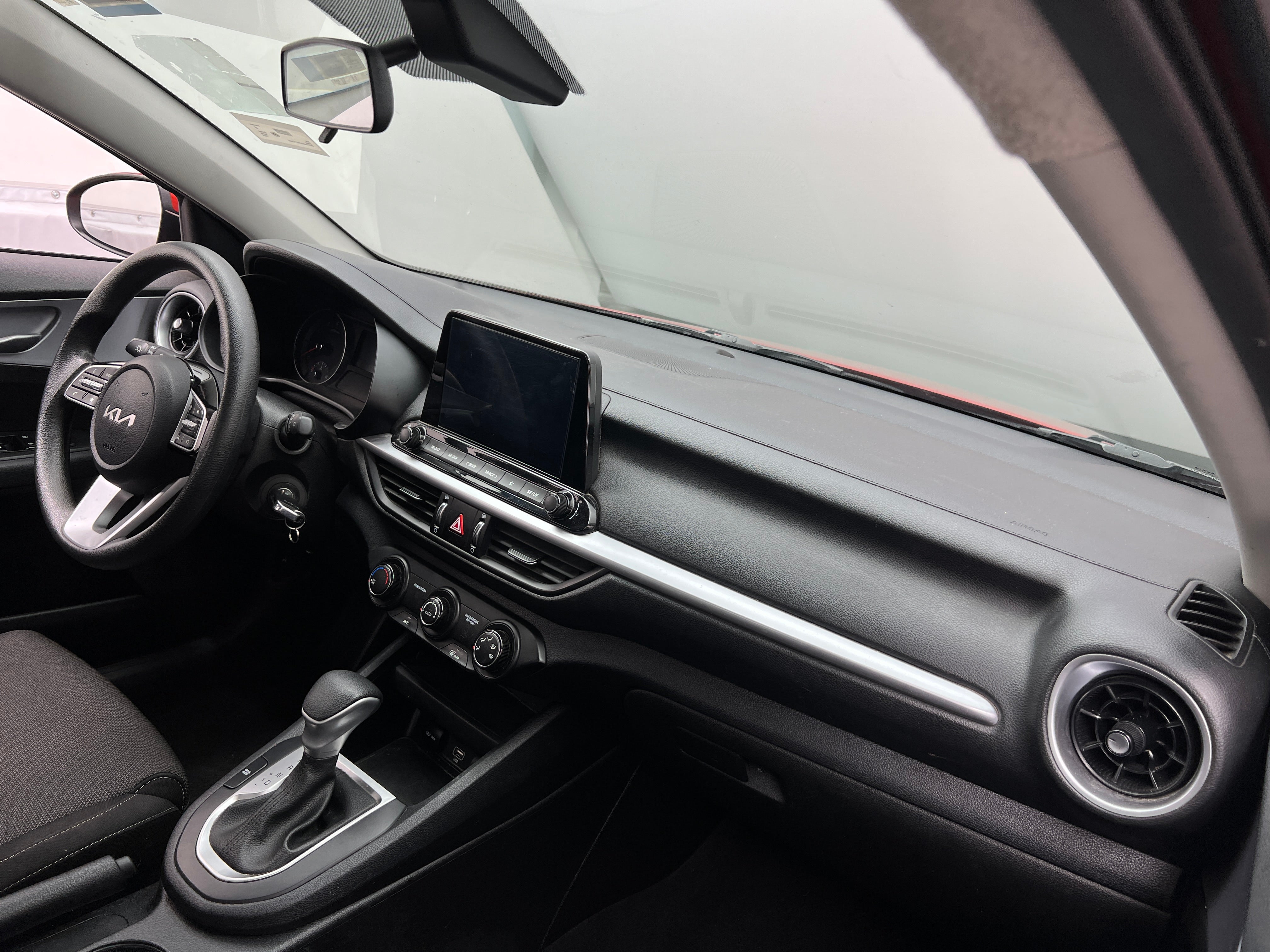 2024 Kia Forte LXS 3