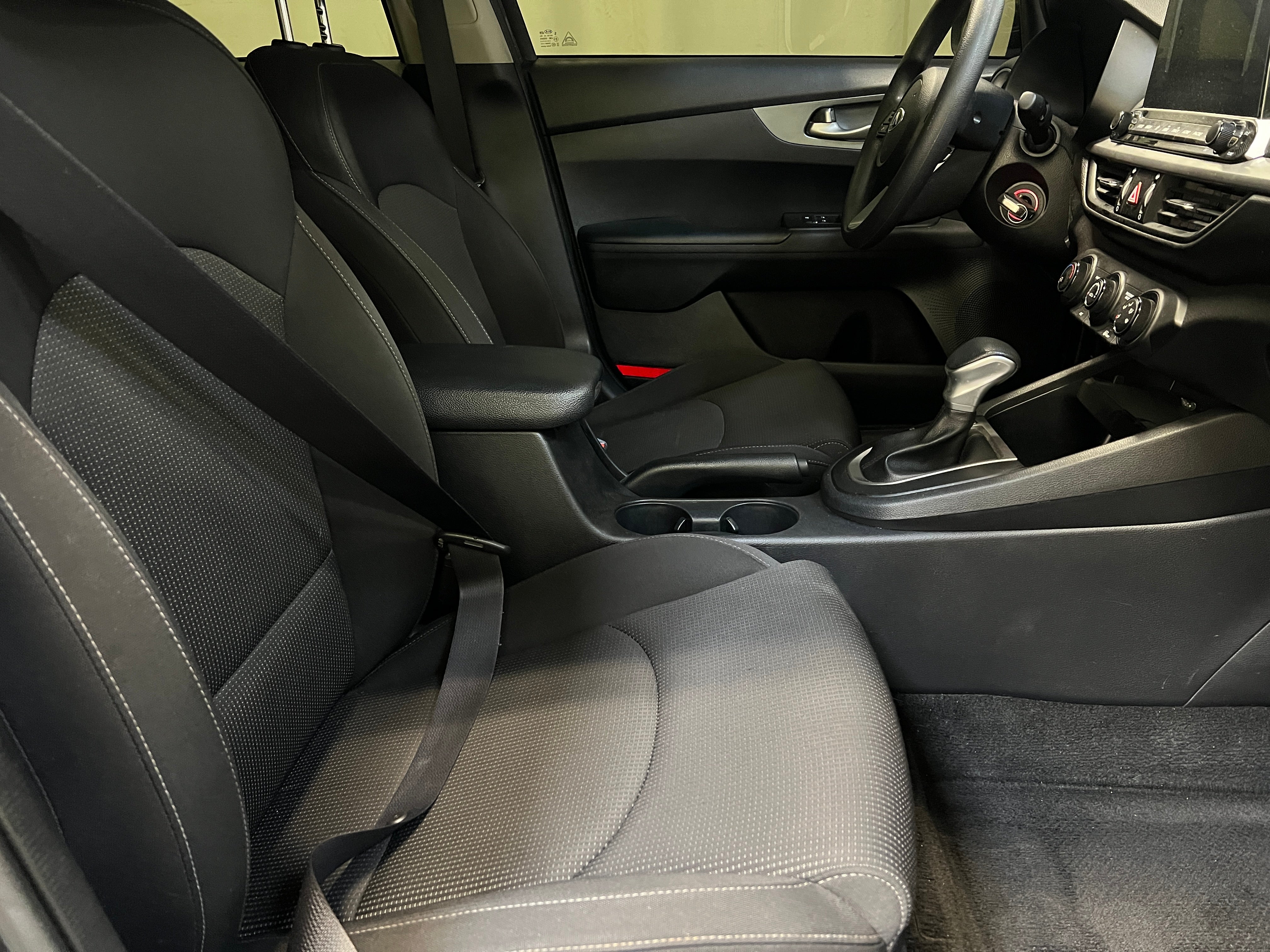 2020 Kia Forte LXS 2