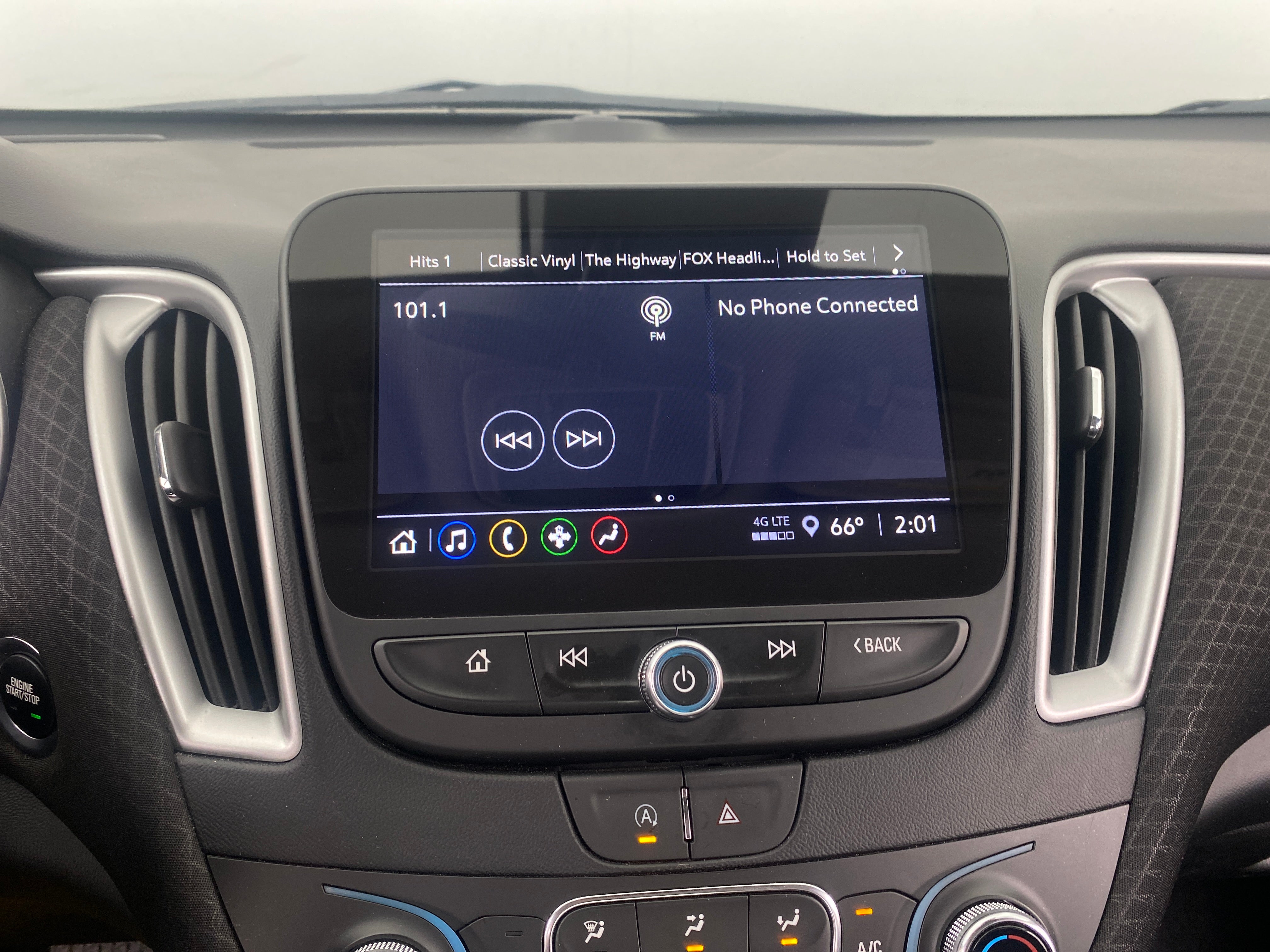 2023 Chevrolet Malibu LT 4