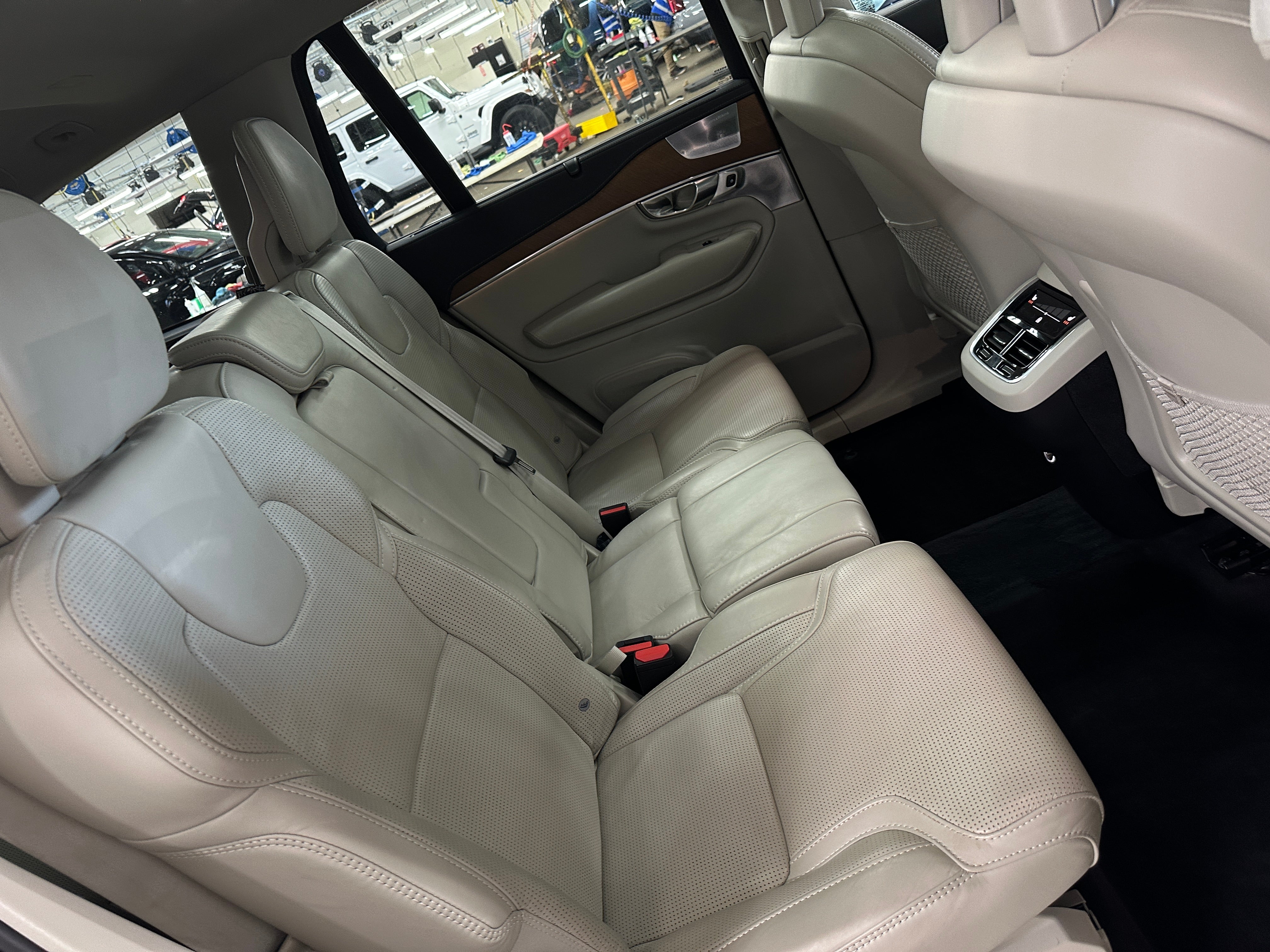 2020 Volvo XC90 T6 Inscription 5