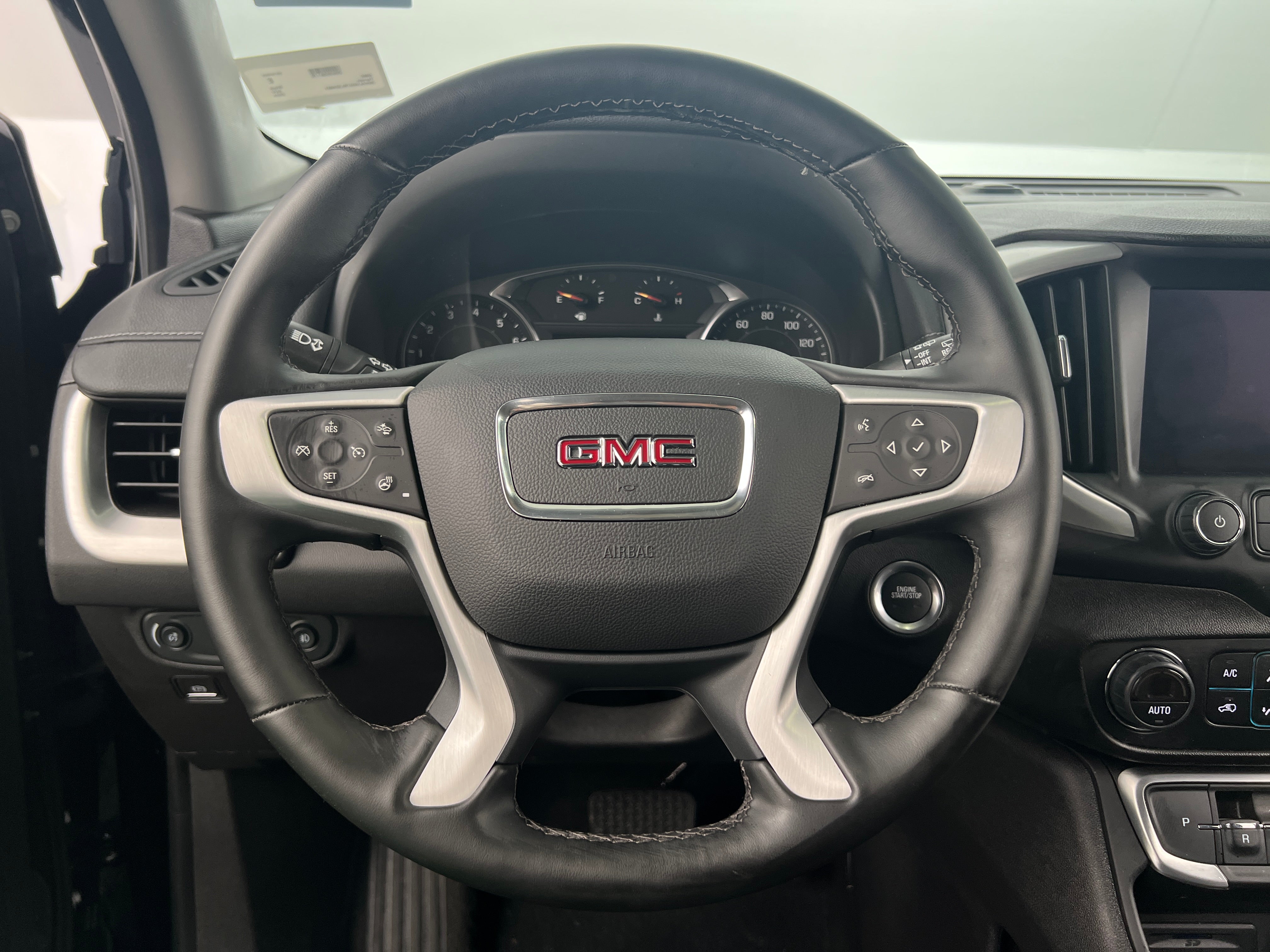 2024 GMC Terrain SLT 4
