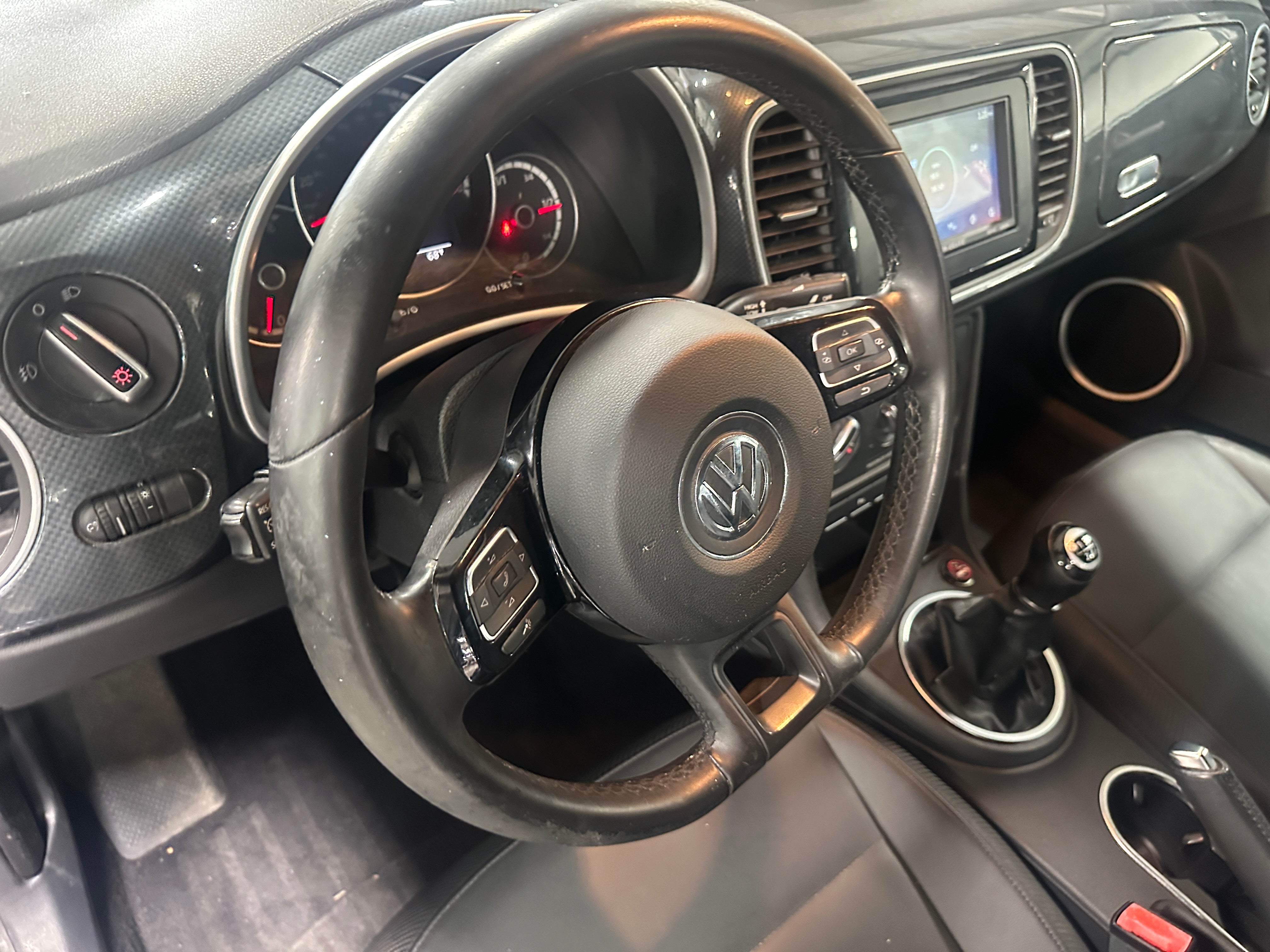 2014 Volkswagen Beetle R-Line 5