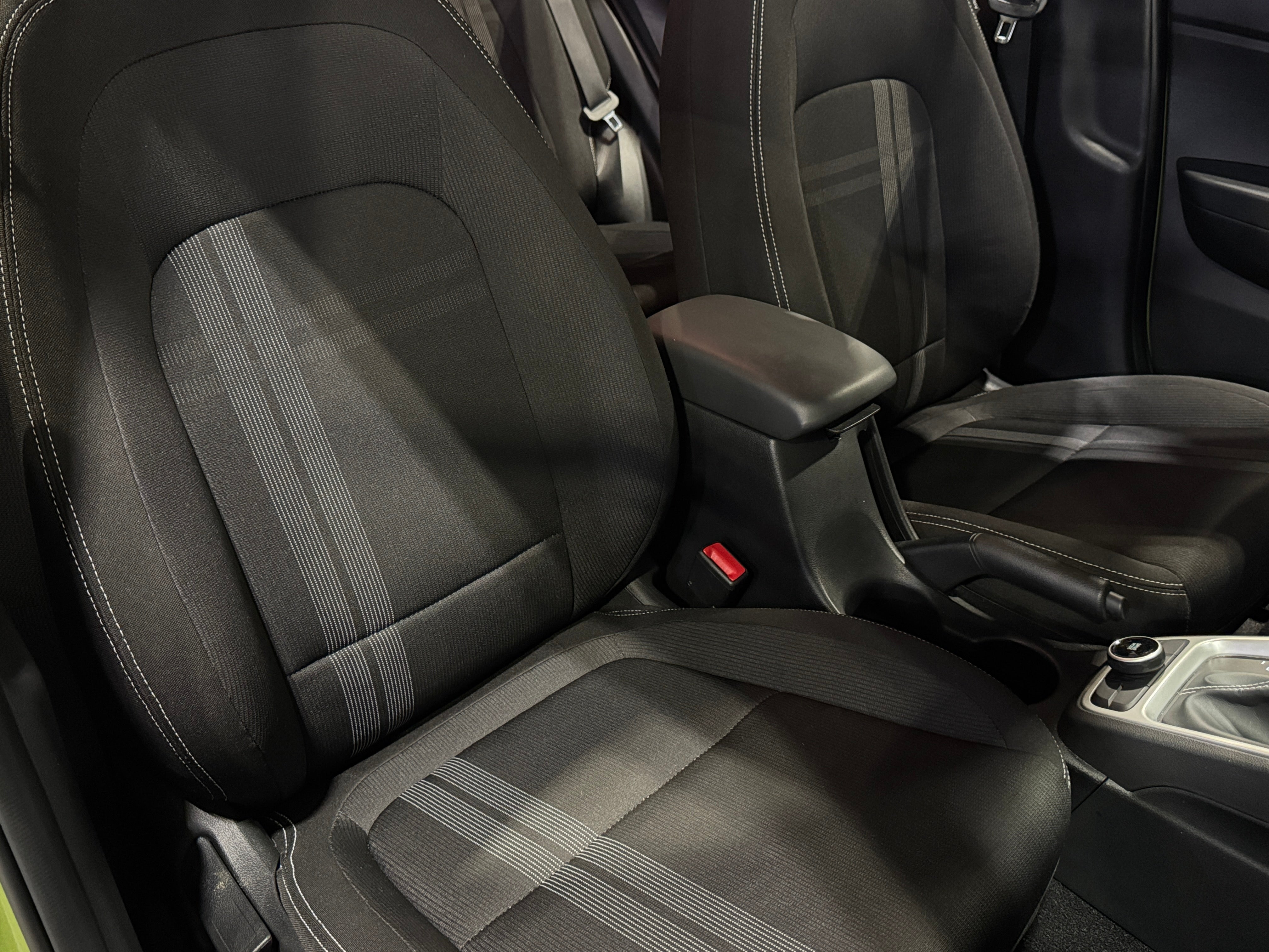 2020 Hyundai Venue SEL 2