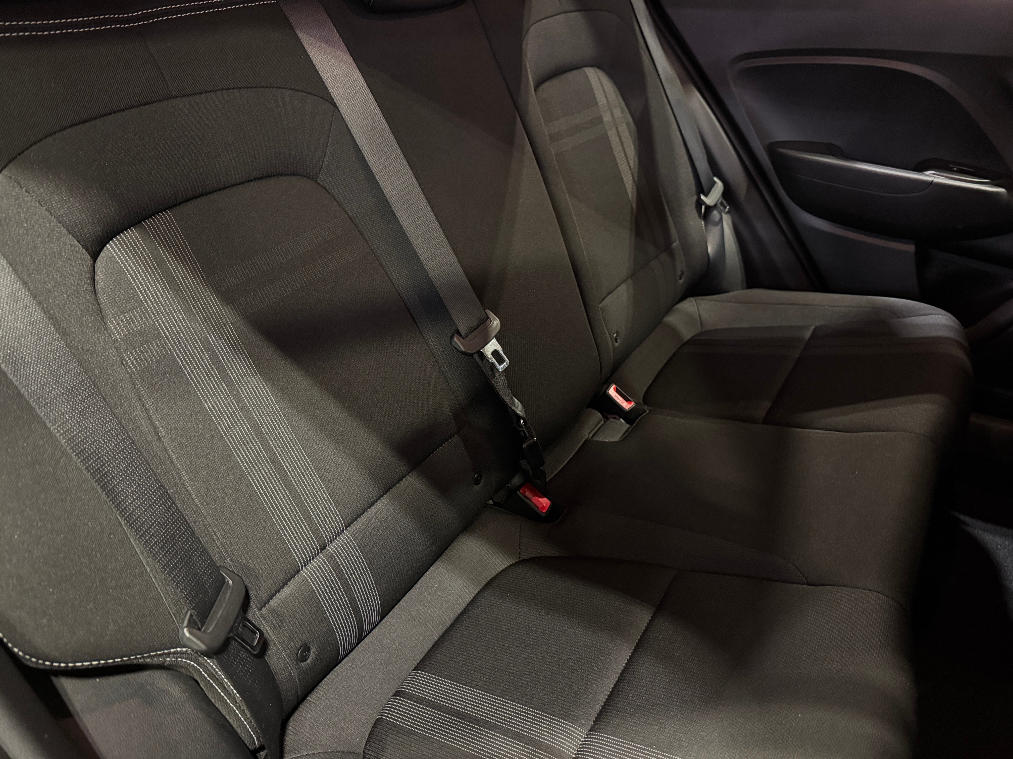 2020 Hyundai Venue SEL 6