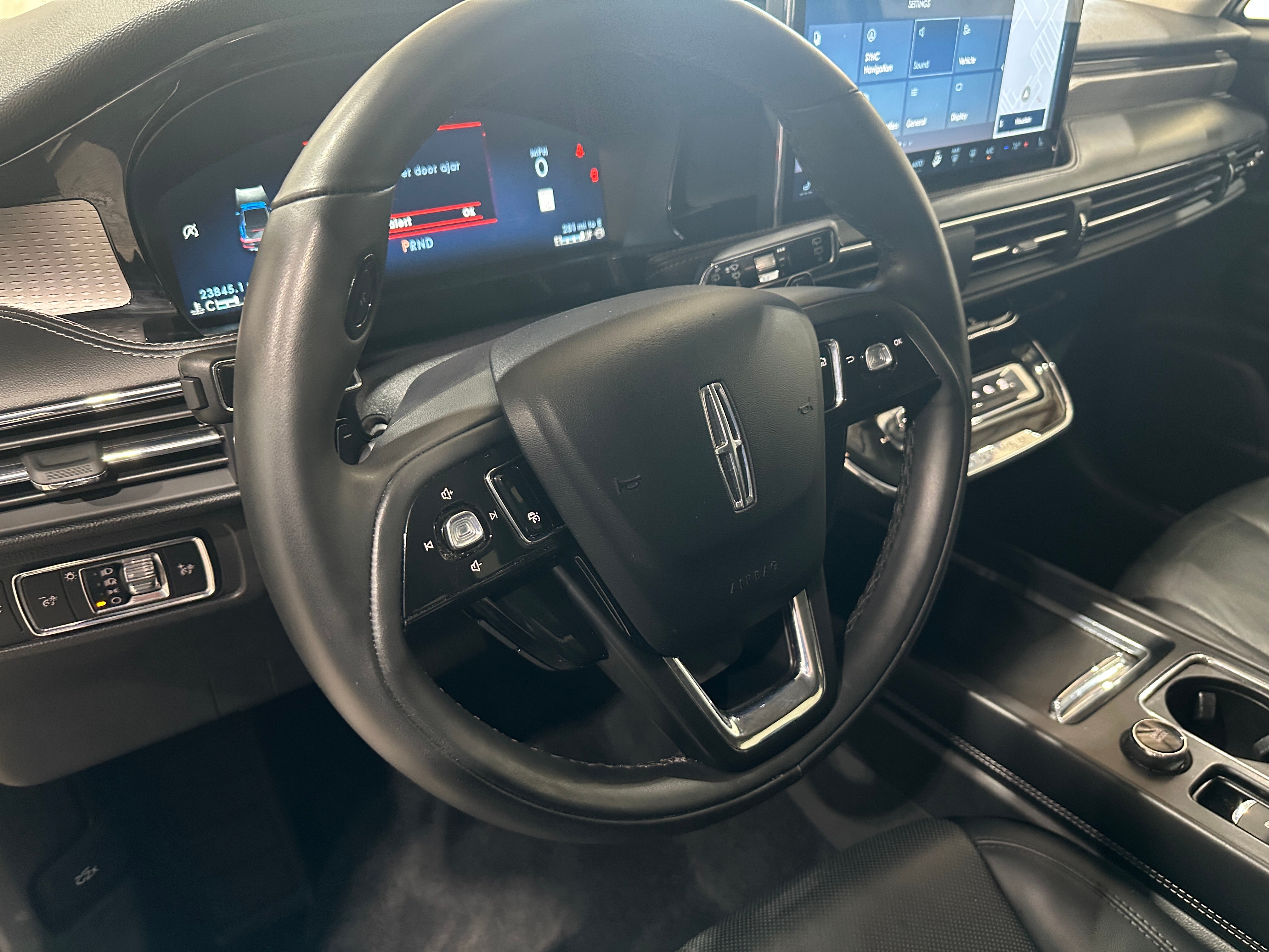 2024 Lincoln Corsair Reserve 4