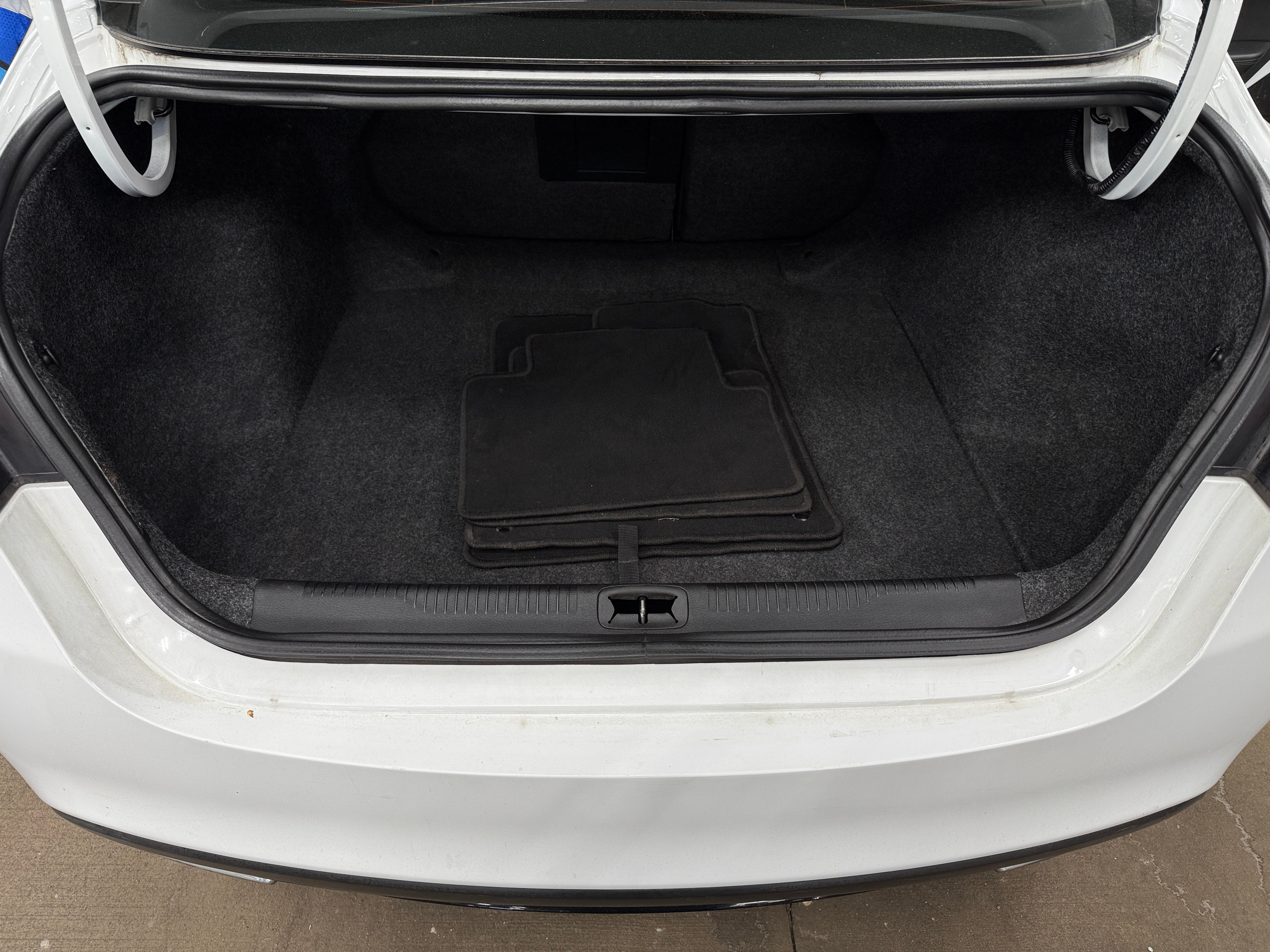 2016 Chrysler 200 S 6