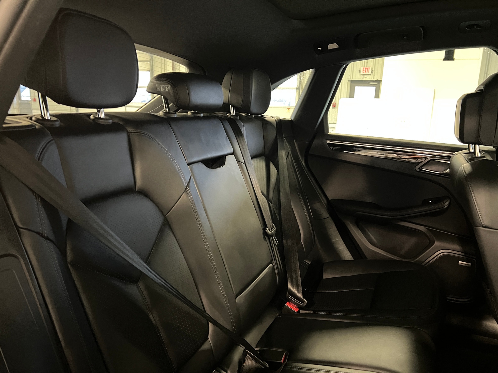 Thumbnail: 2021 Porsche Macan - 5