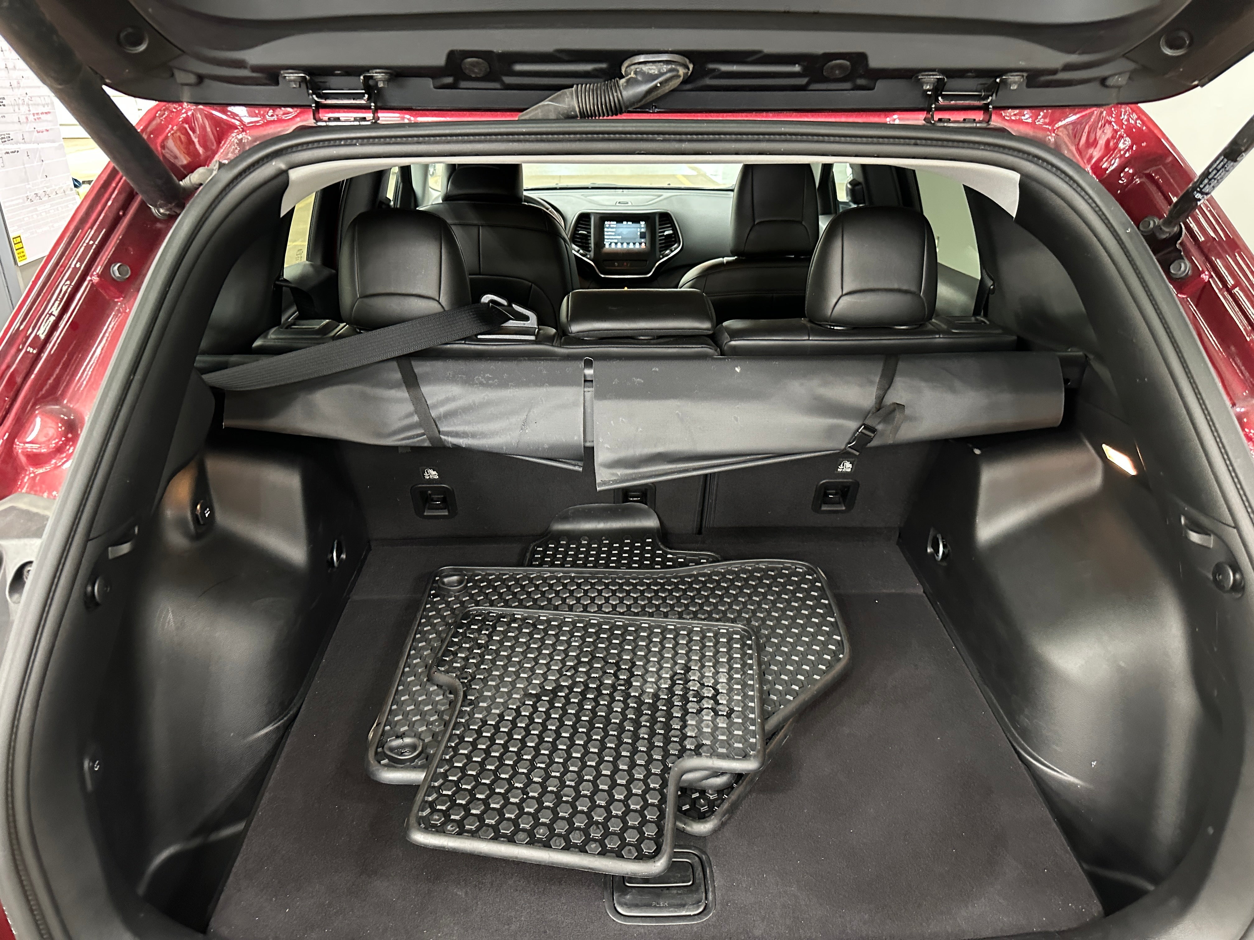 2019 Jeep Cherokee Latitude 7