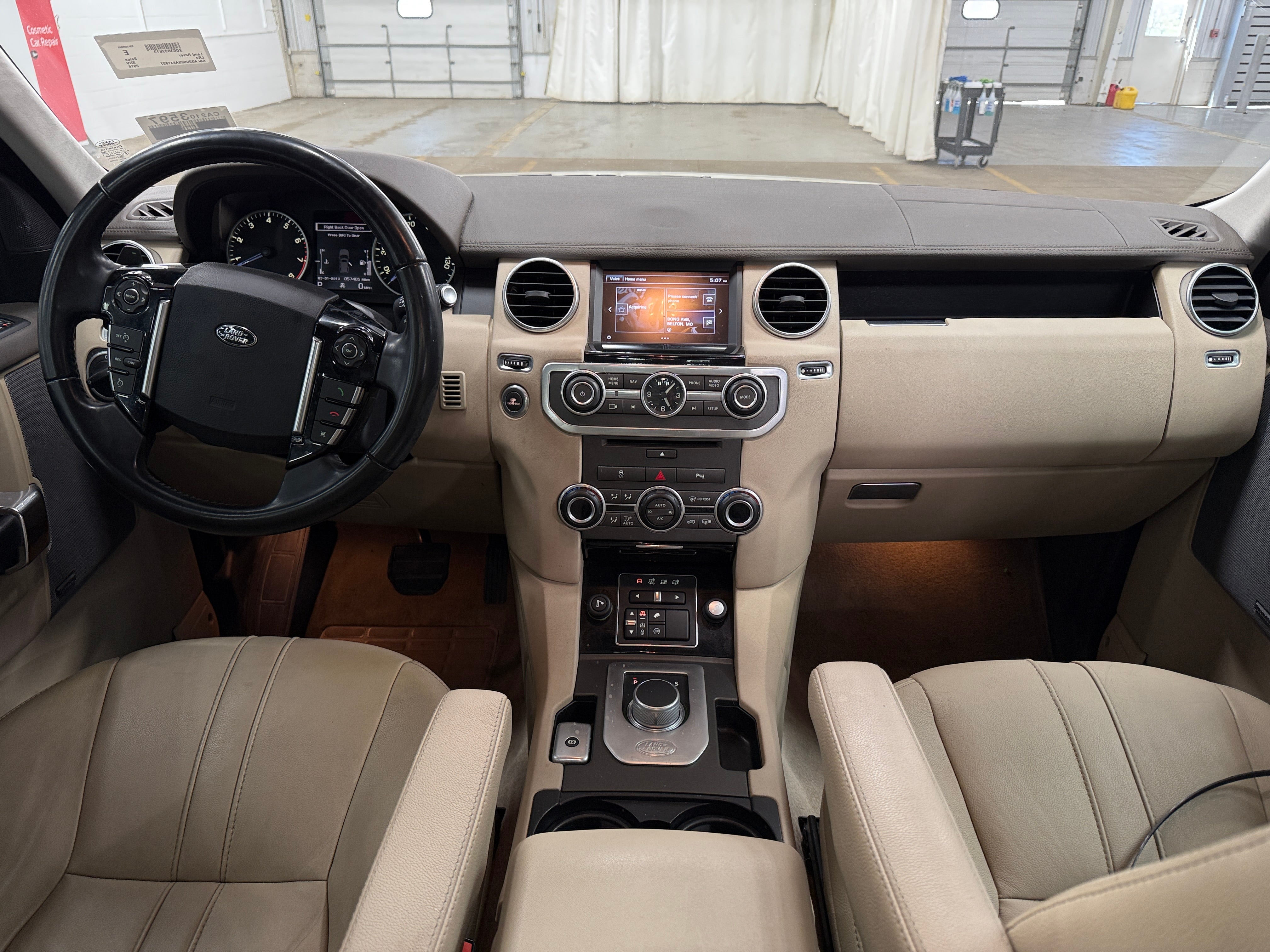 2016 Land Rover LR4 HSE 3