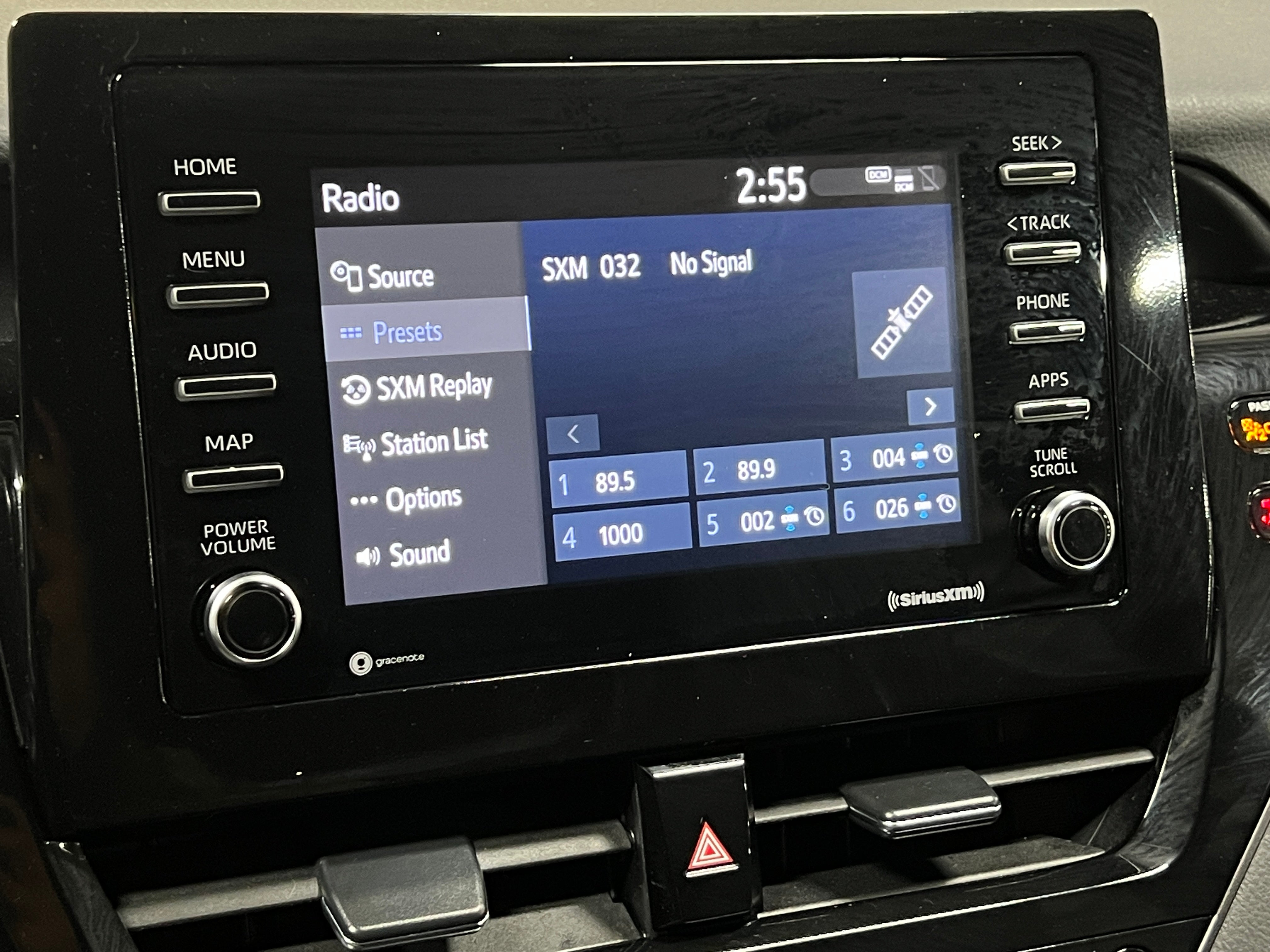 2024 Toyota Camry SE 4