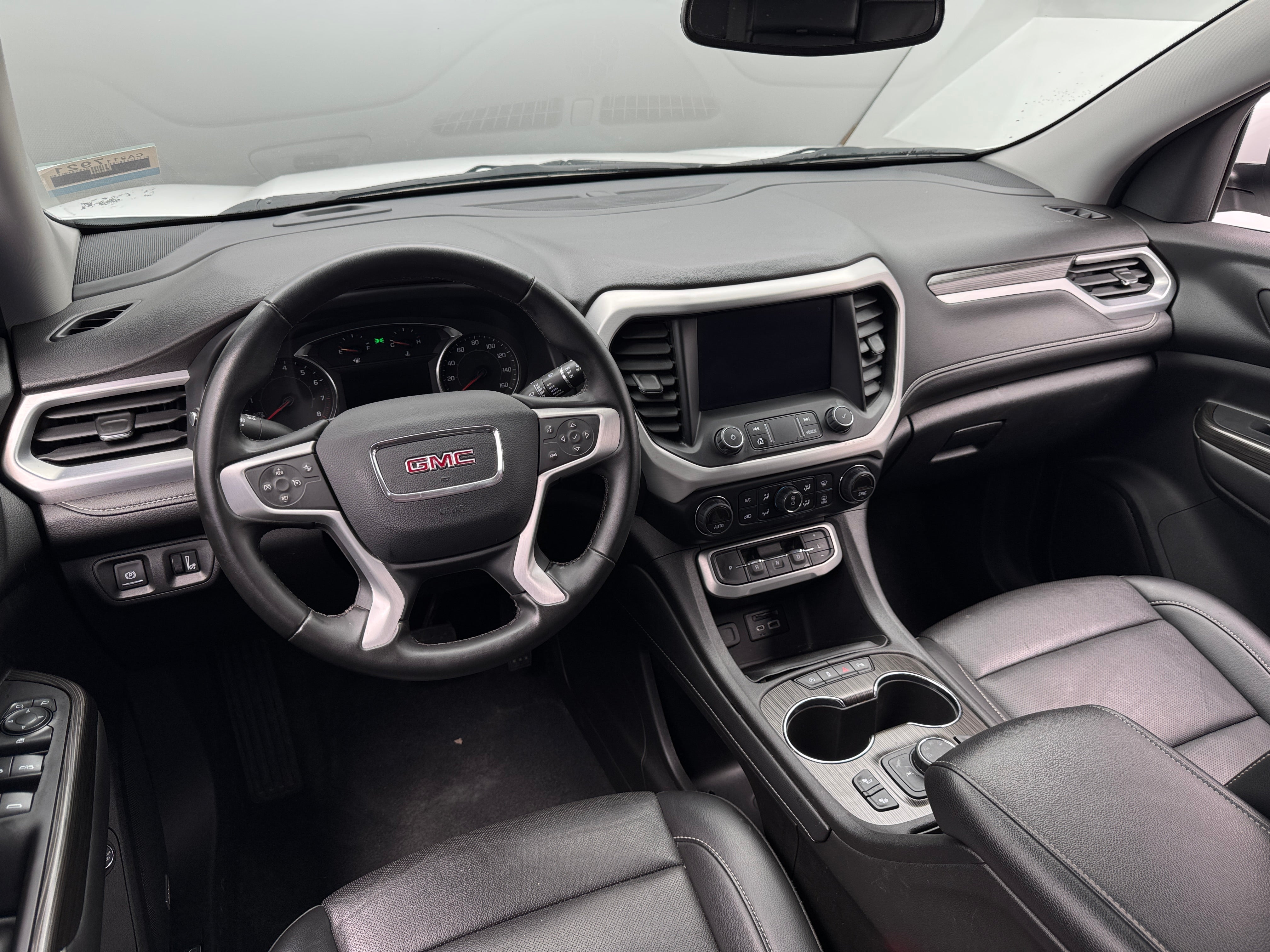 2023 GMC Acadia SLT 2