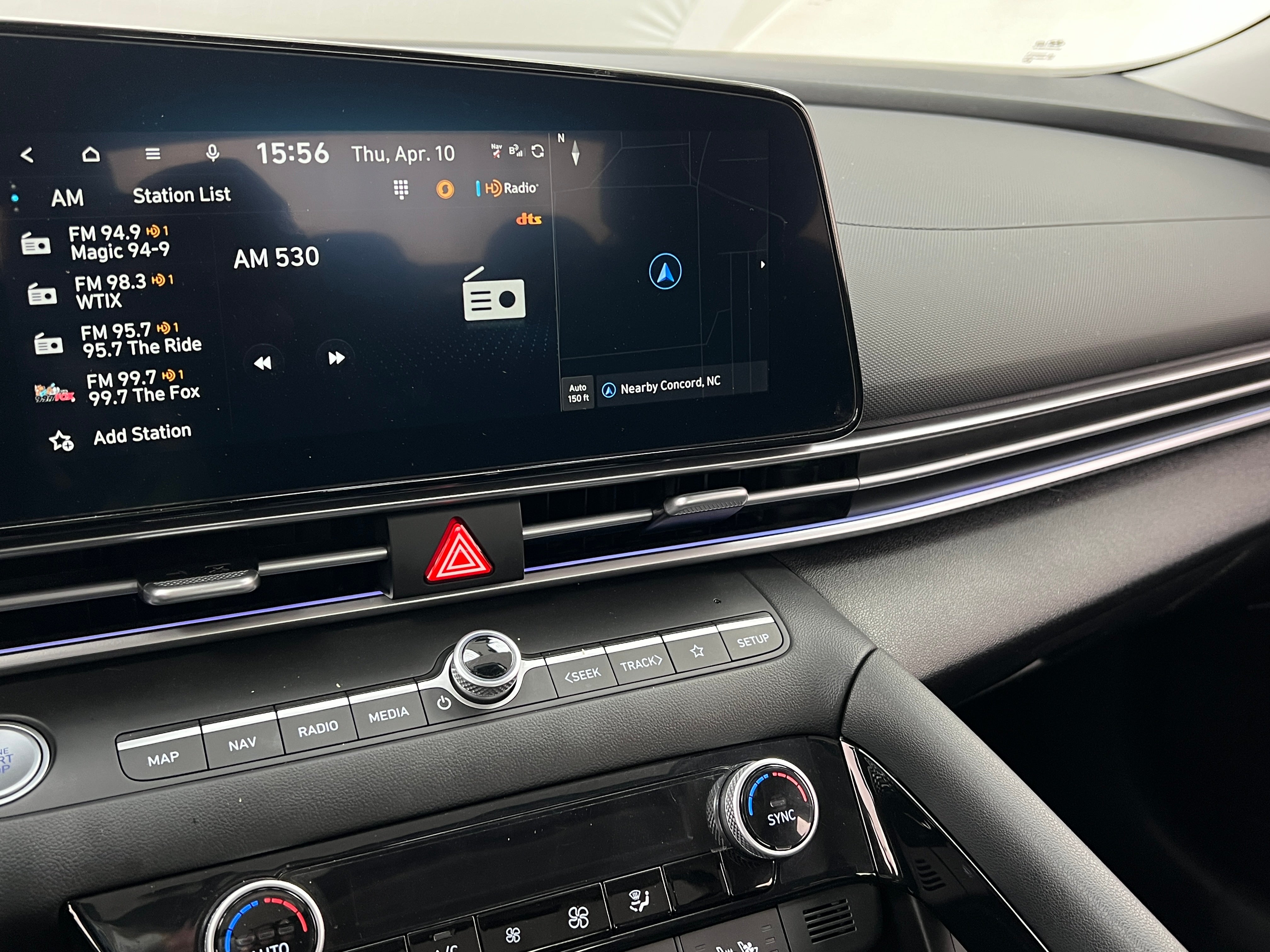 2023 Hyundai Elantra Limited Edition 3