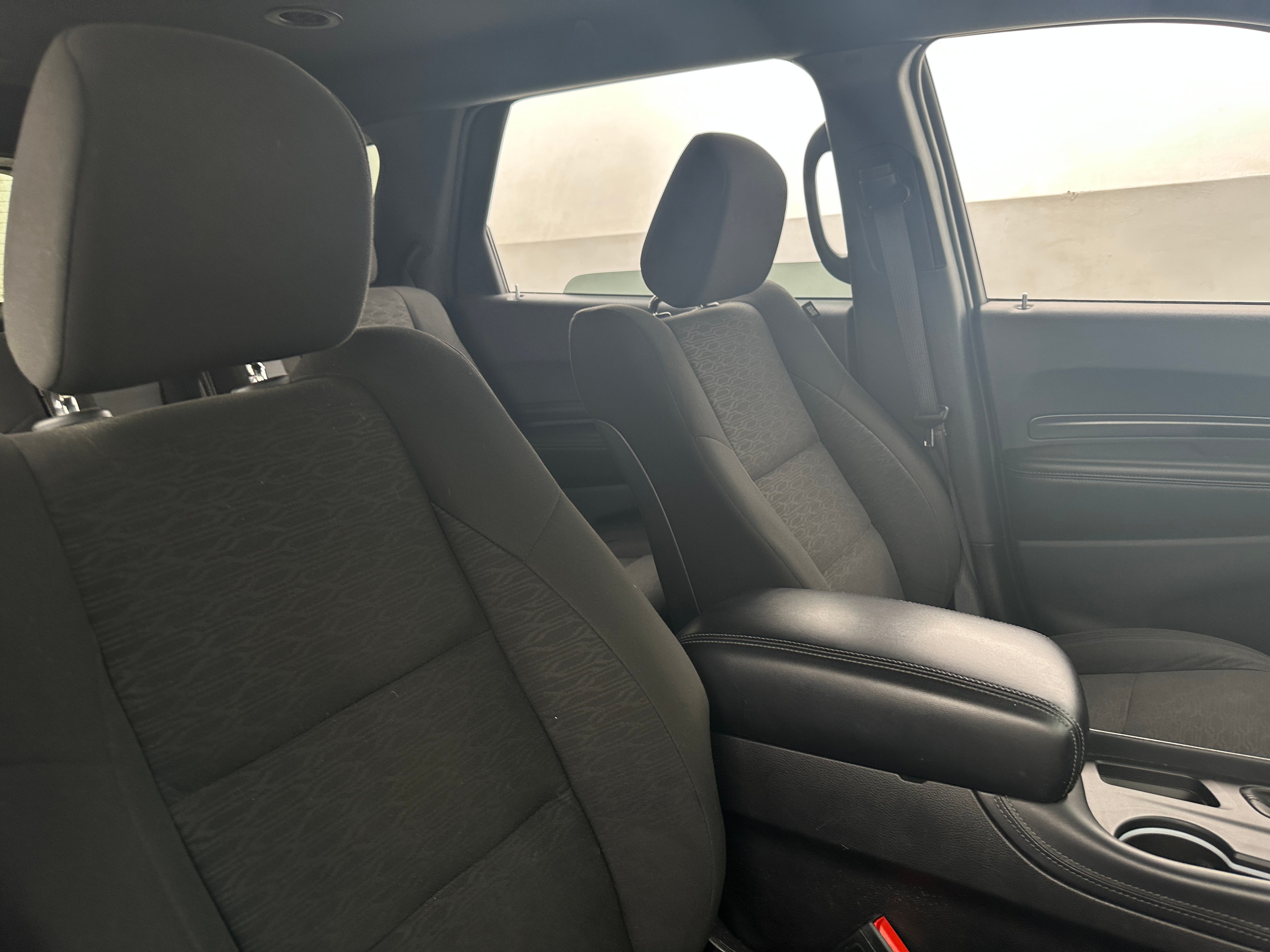 2023 Dodge Durango SXT 2