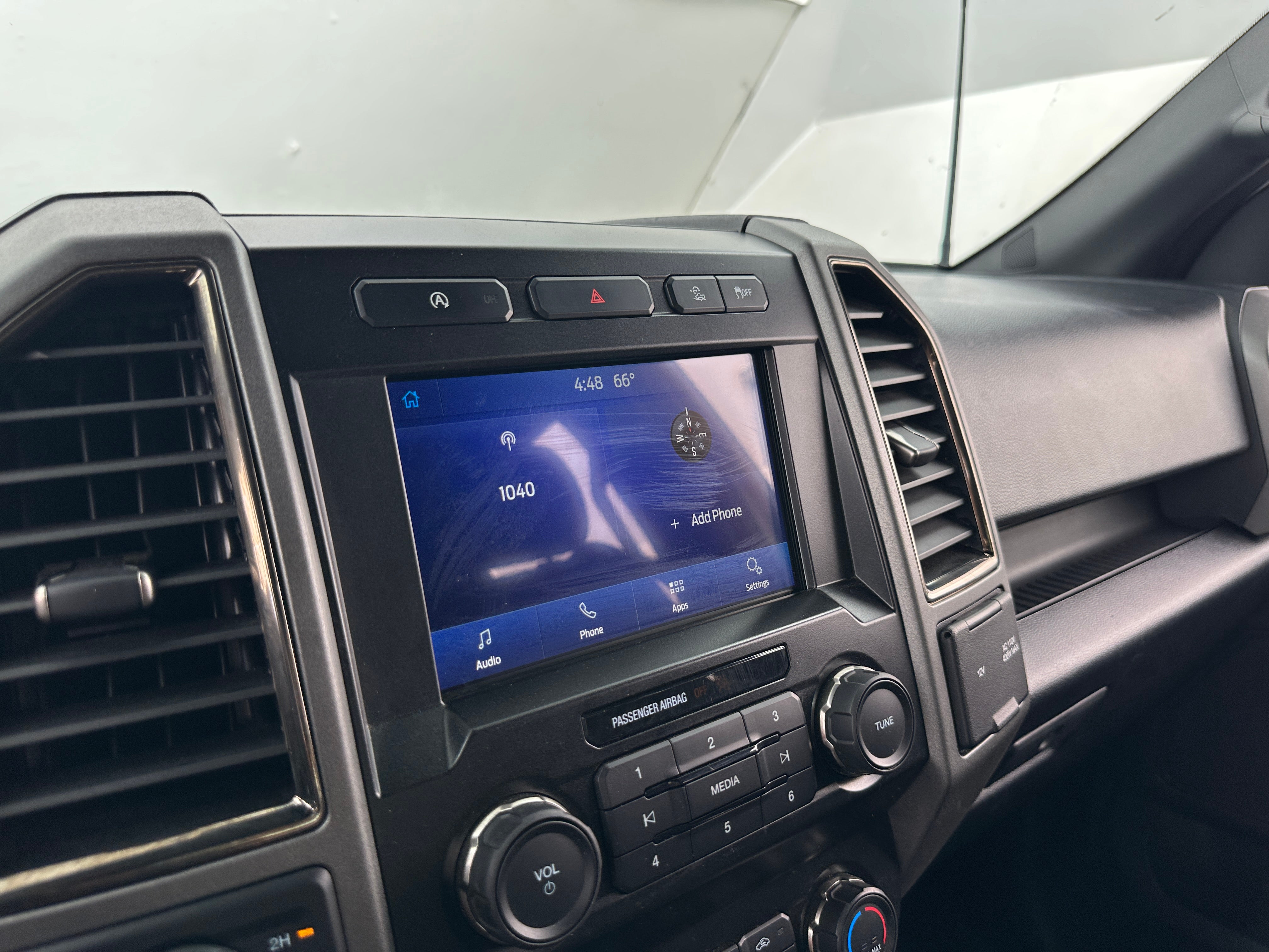 2020 Ford Econoline E-150 4