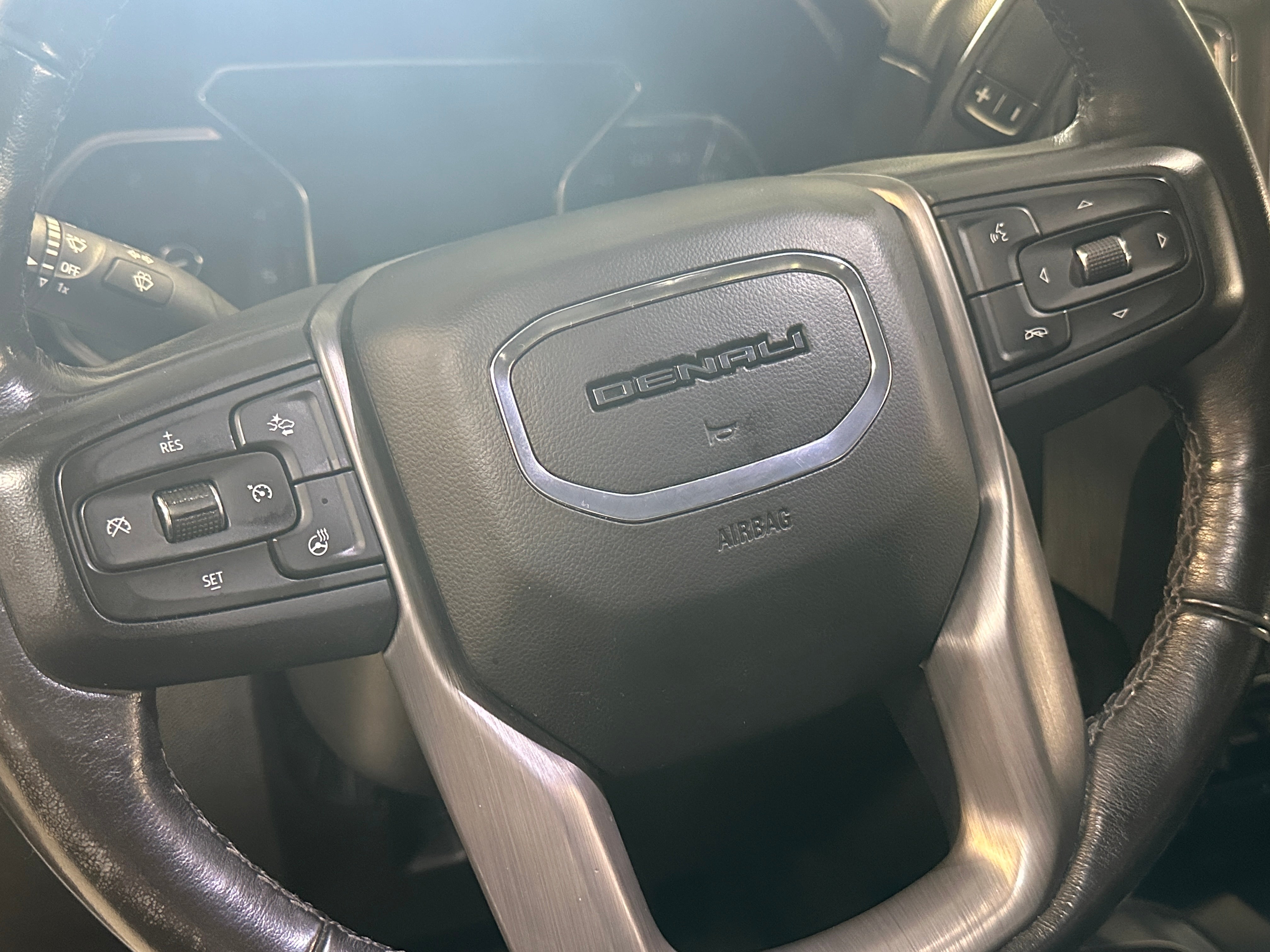 2021 GMC Sierra 2500 Denali 4