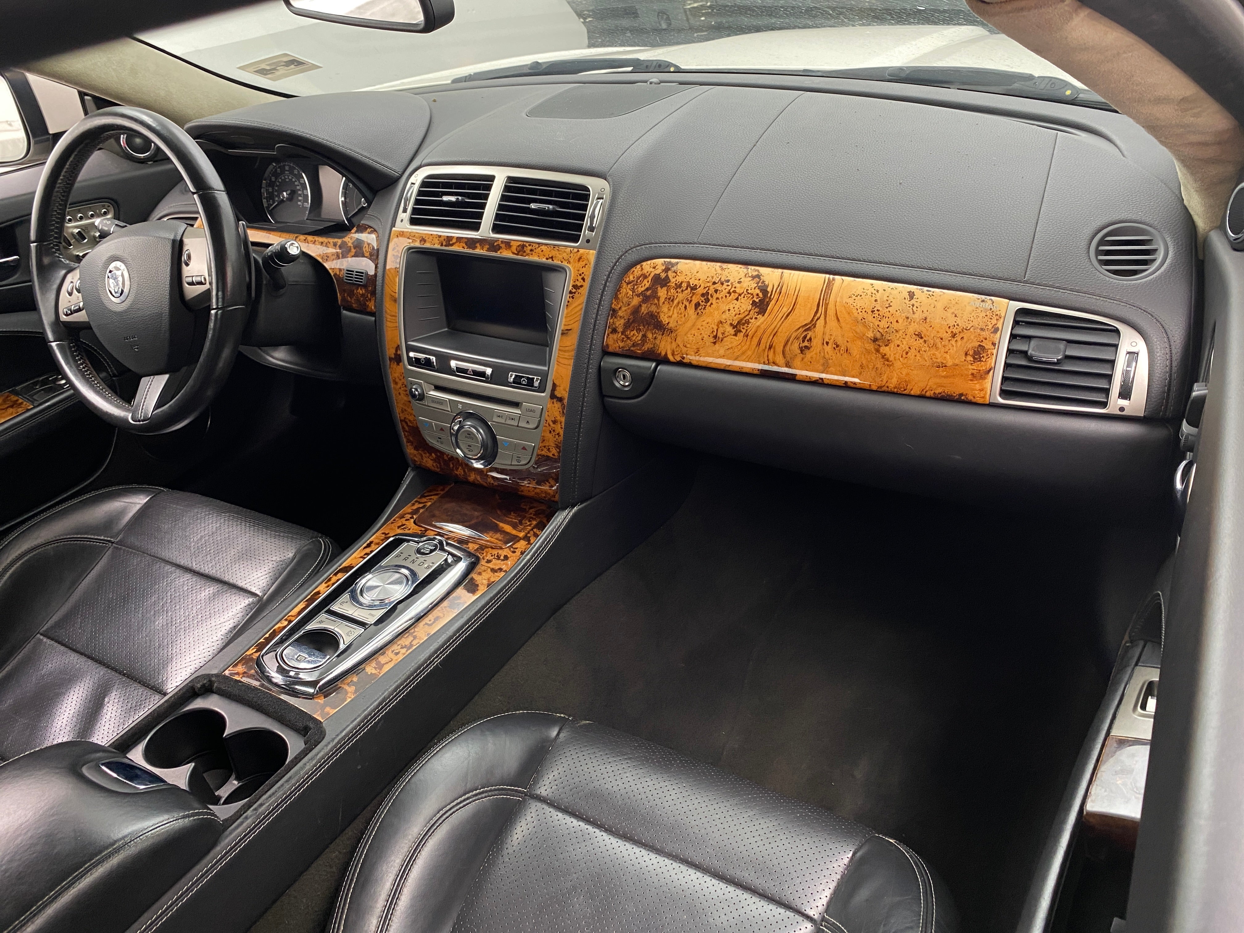 2010 Jaguar XK  3