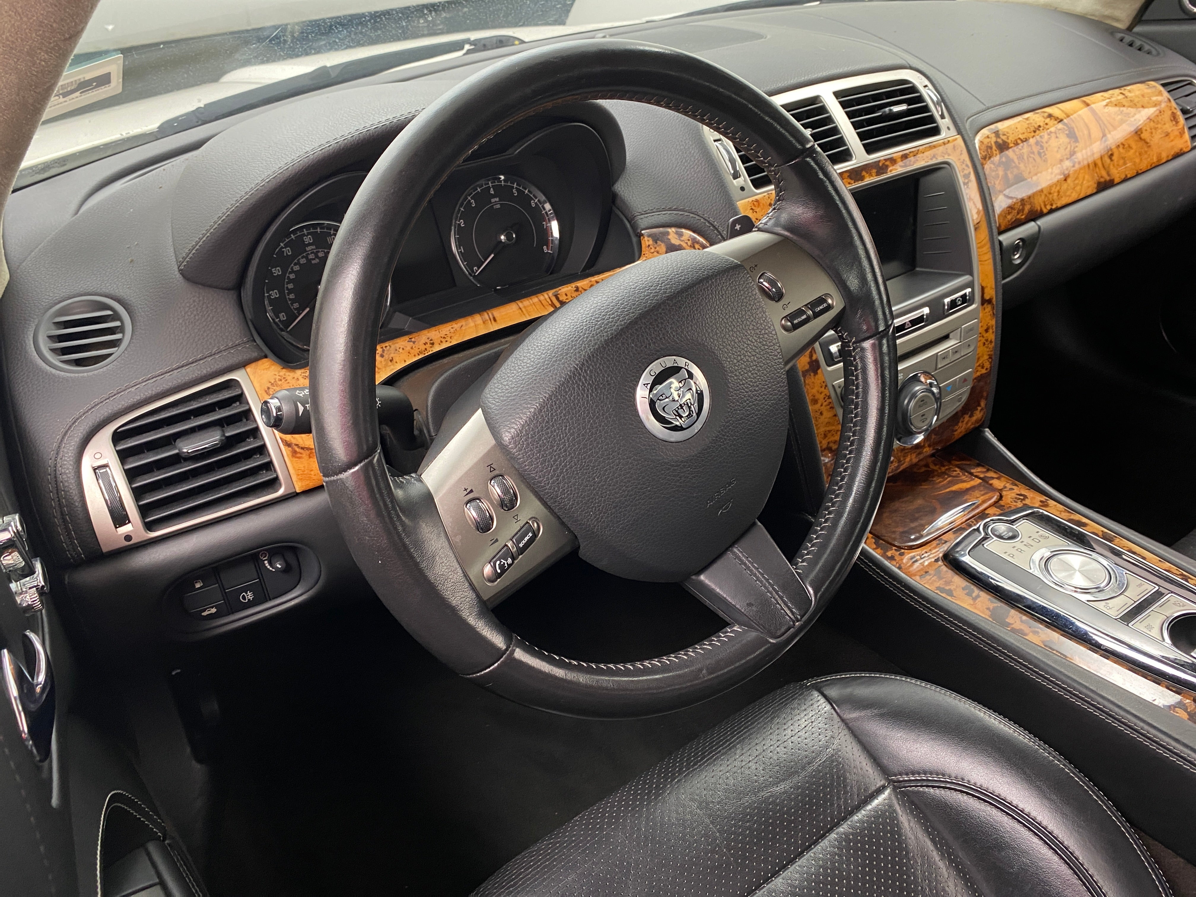 2010 Jaguar XK  5