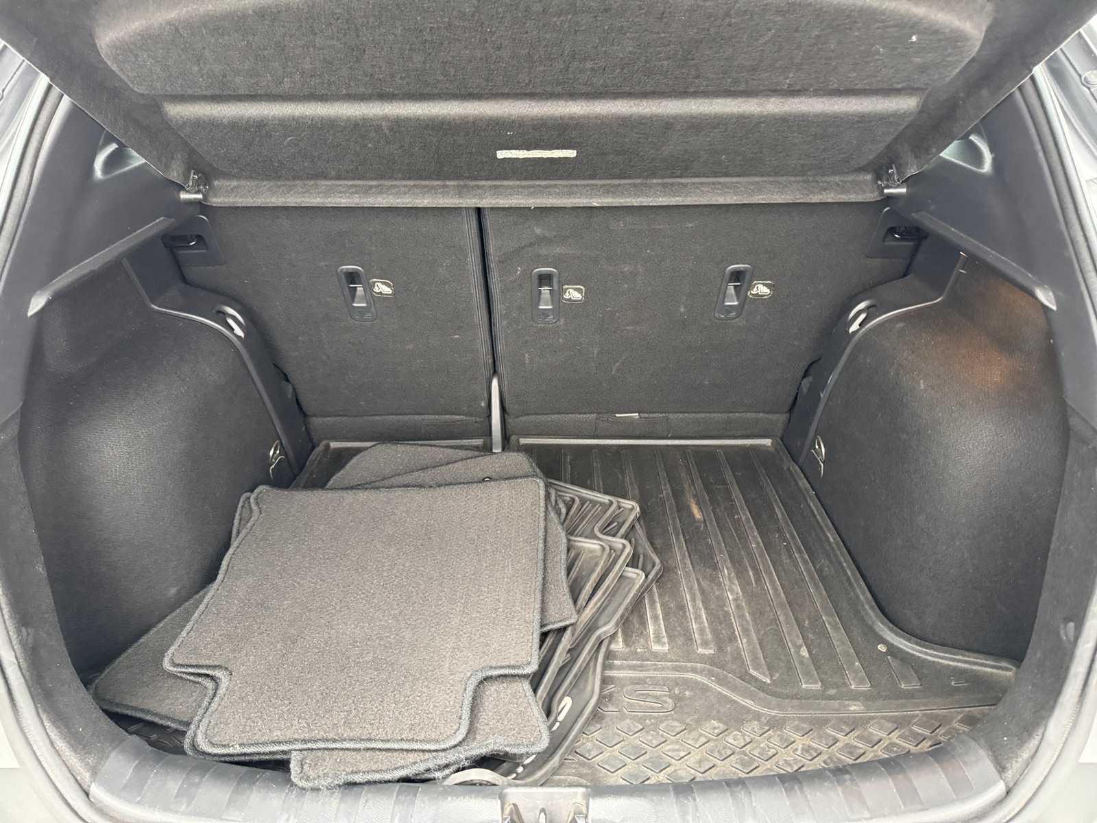 Thumbnail: 2018 Nissan Kicks - 7